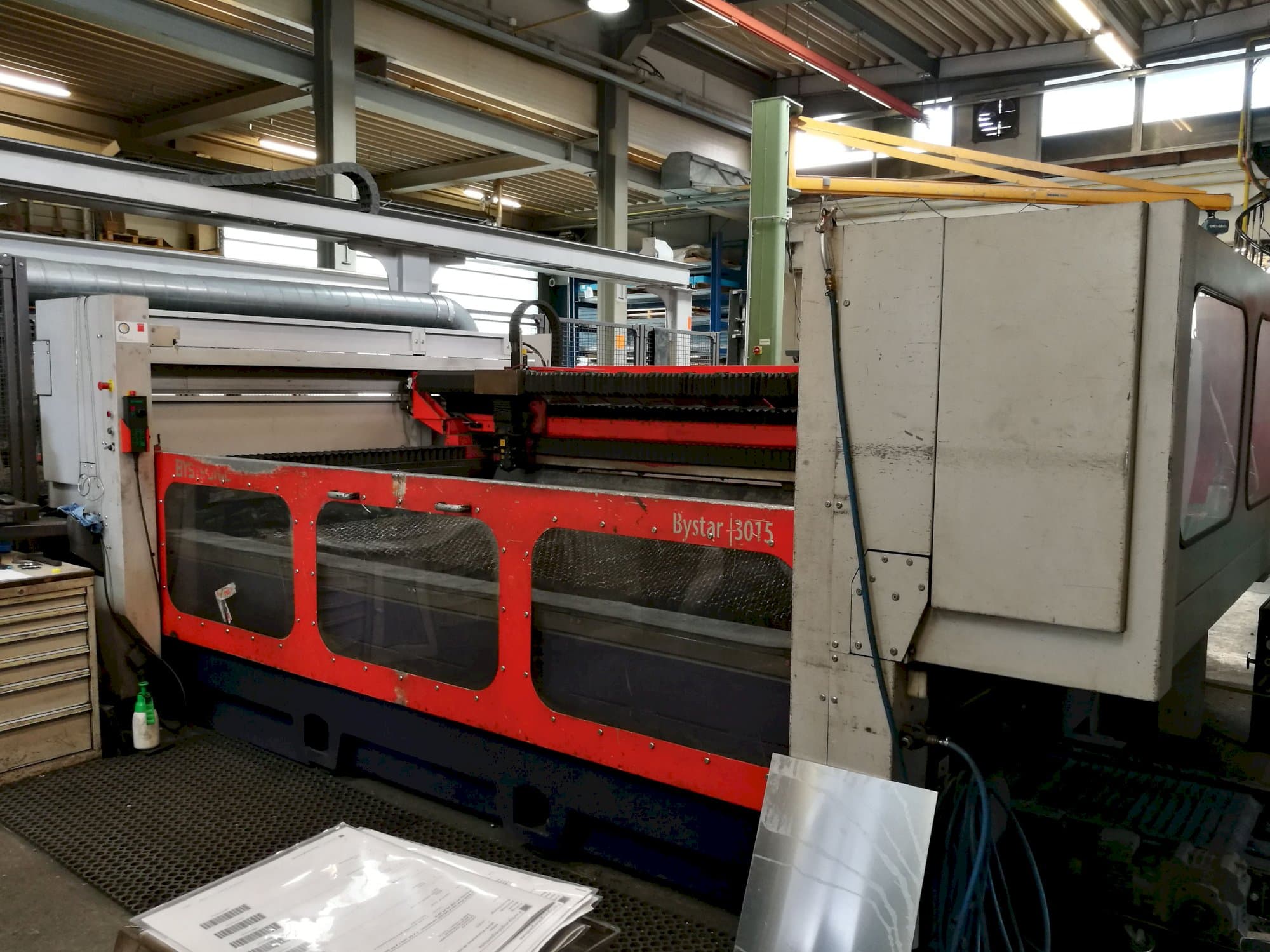 A Bystronic Bystar 3015  gép jobb nézete