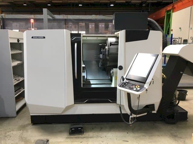 A DMG MORI CLX 450  gép elölnézete