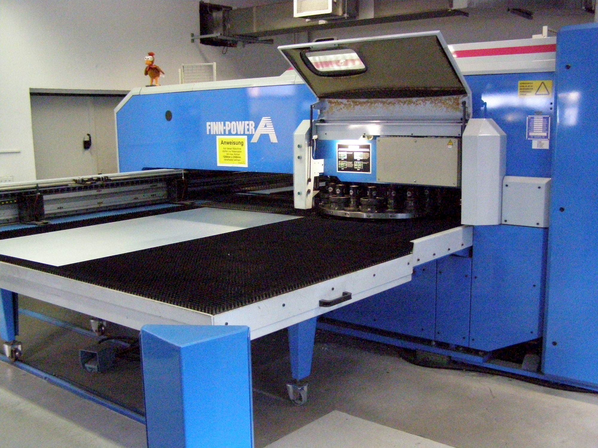 A Finn-Power A5 – 25 SBV  gép elölnézete