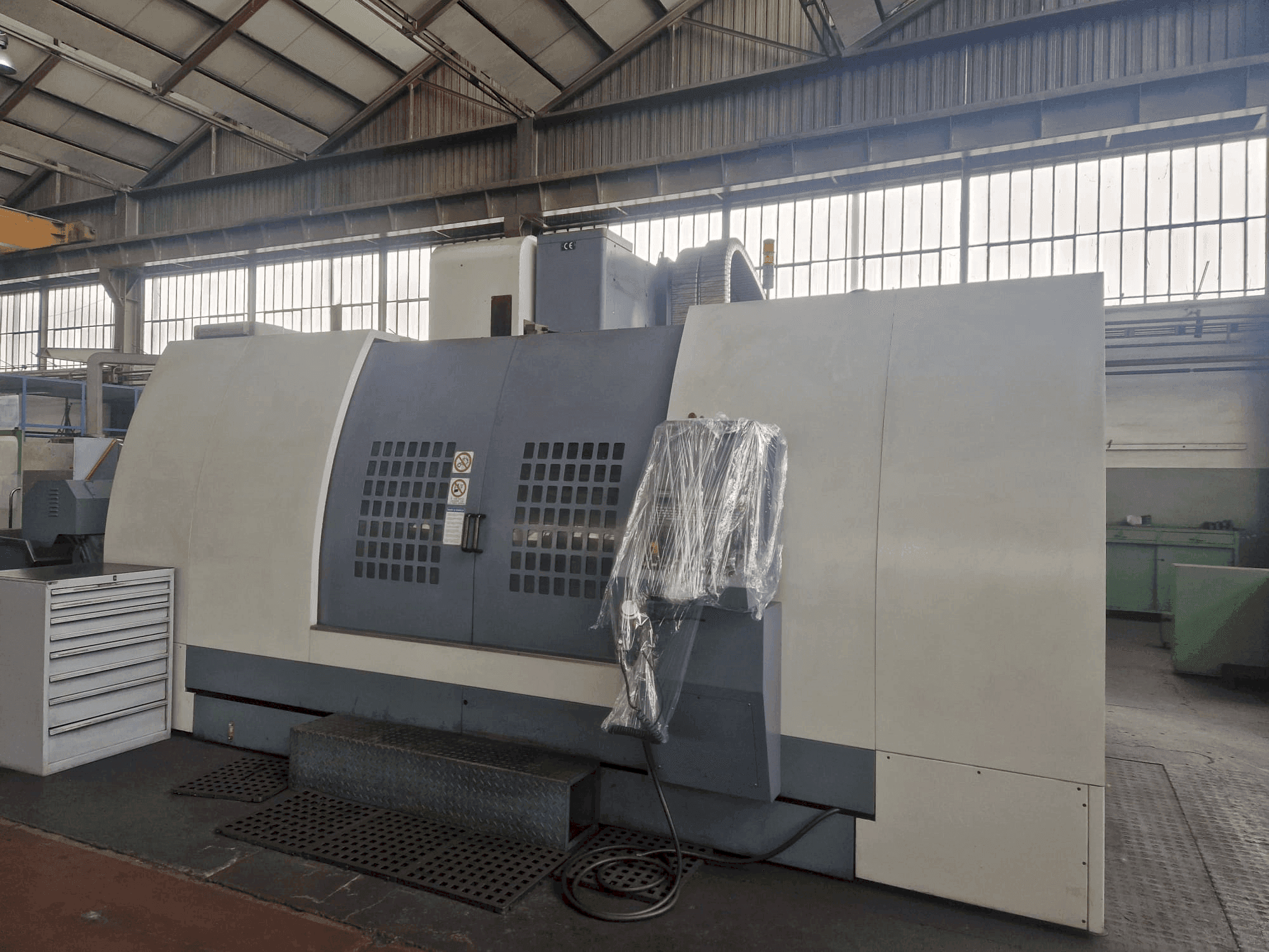 A VESTA SKV 920 SE  gép elölnézete