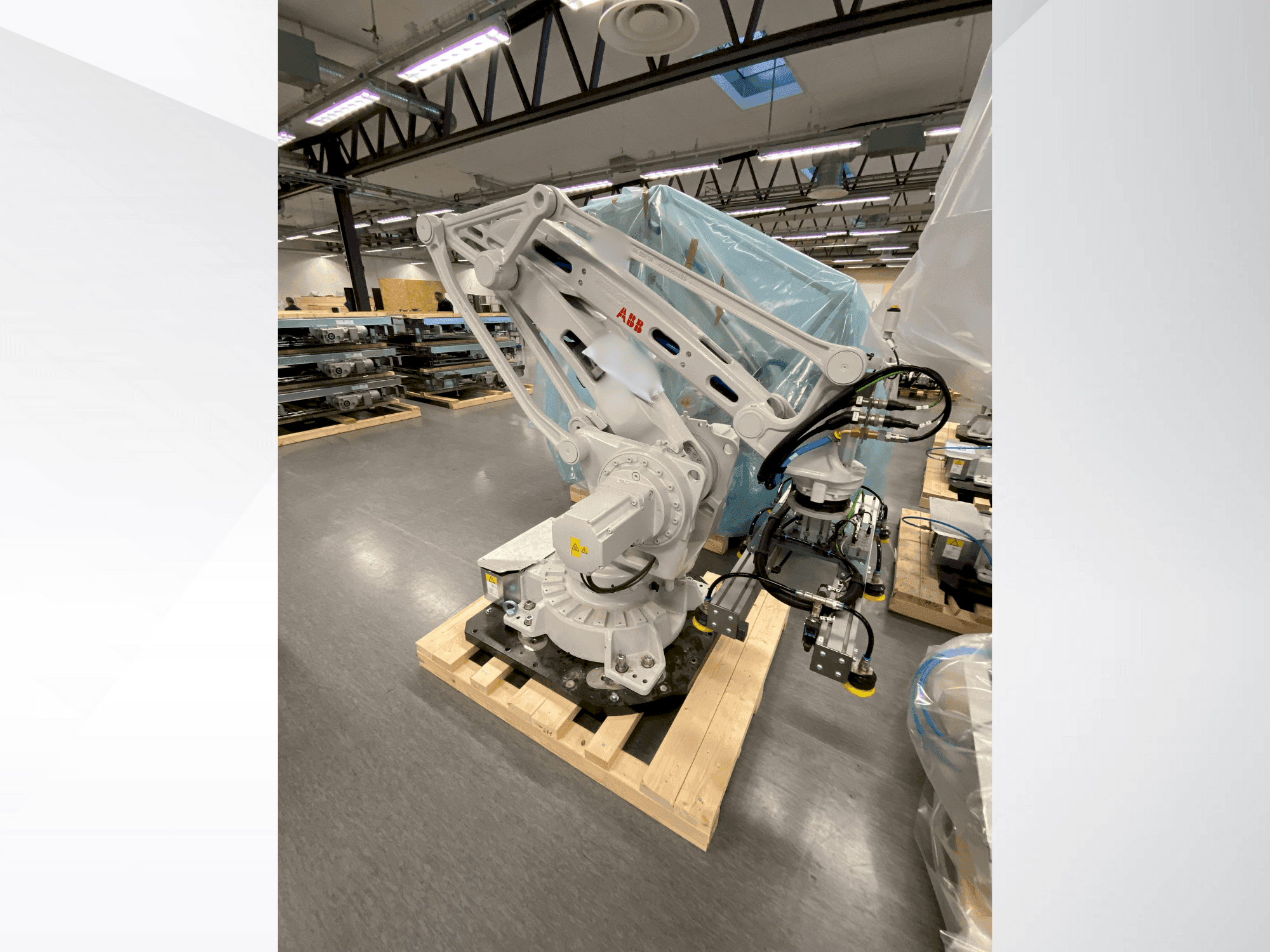 A ABB IRB 460-110/2.4  gép elölnézete