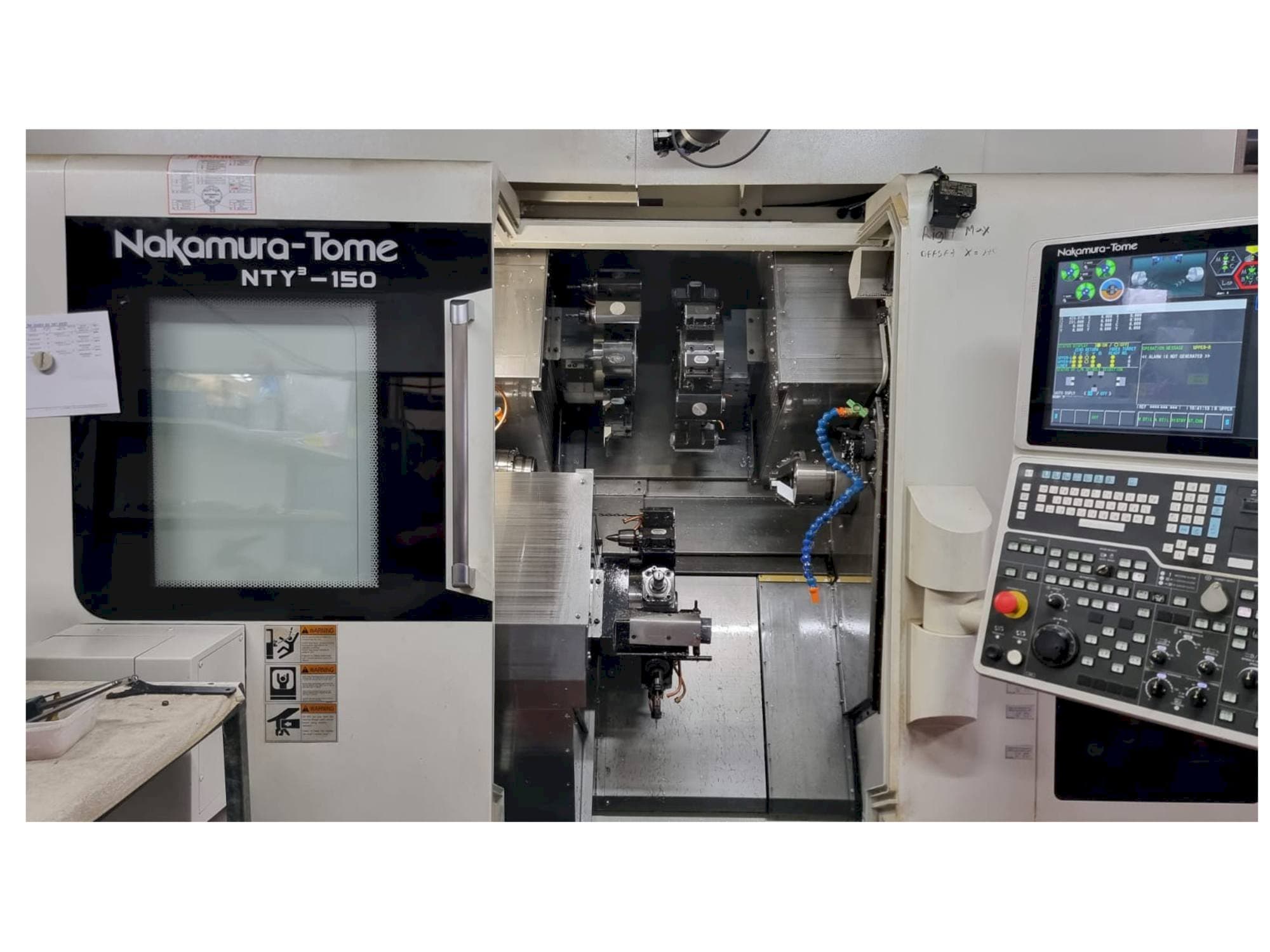 A NAKAMURA-TOME NTY3-150  gép elölnézete