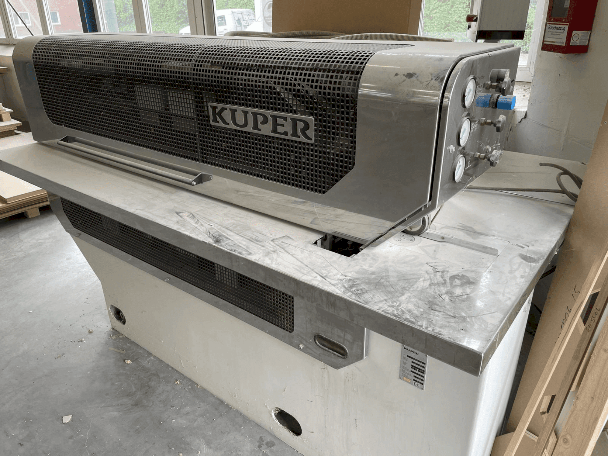 A KUPER FL / Innovation  gép elölnézete