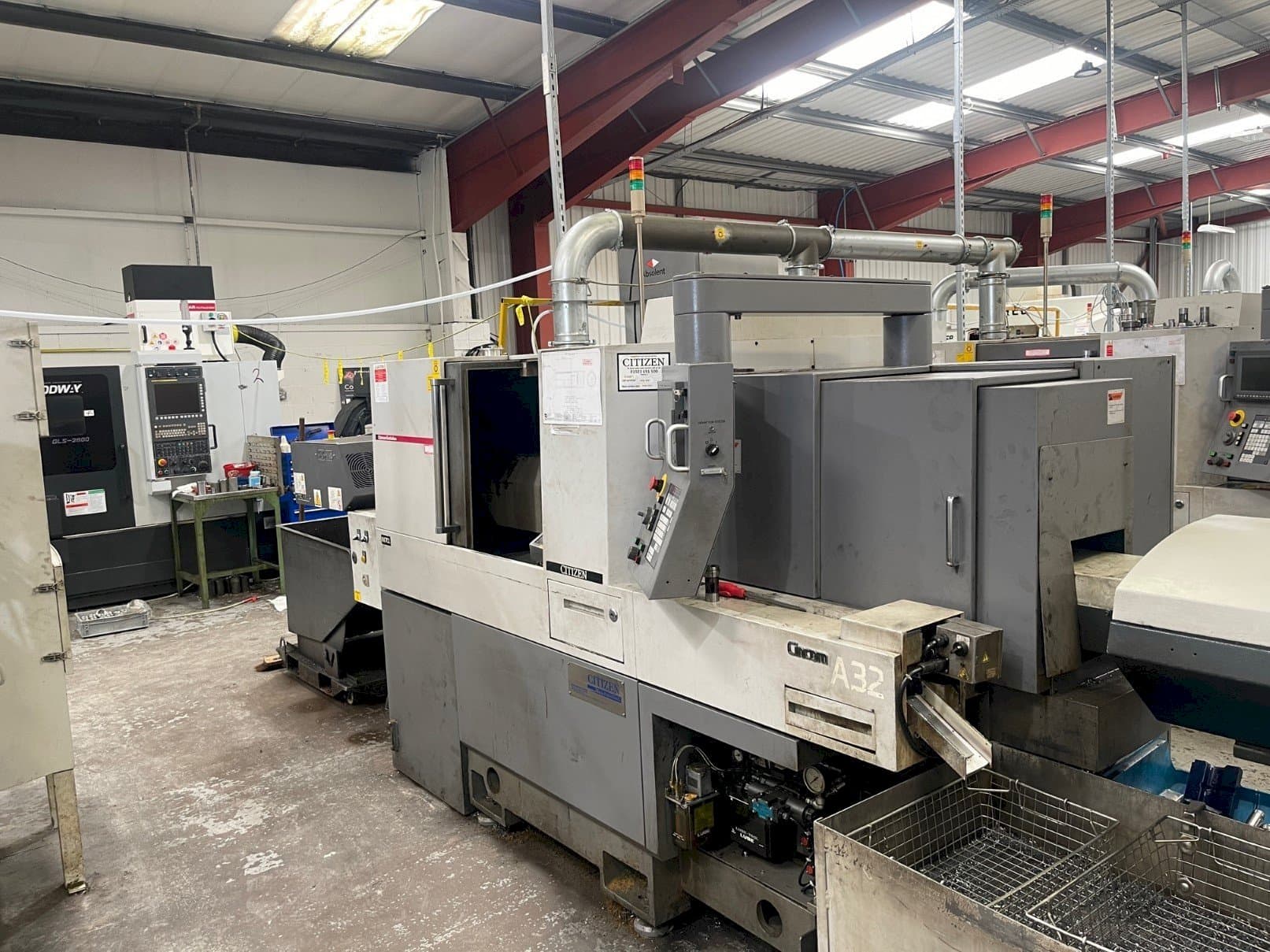 A Citizen A32-VII CL  gép elölnézete