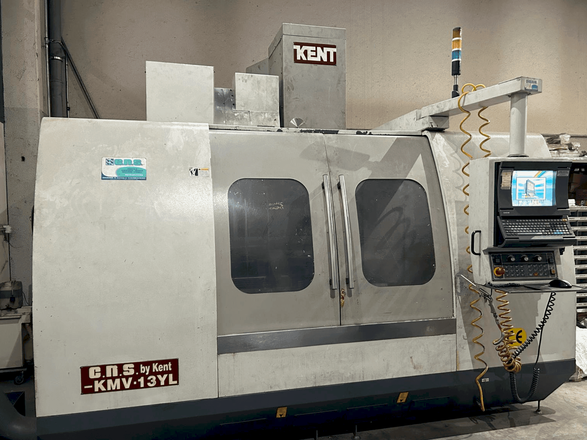 A Kent KMV 13 YL  gép elölnézete