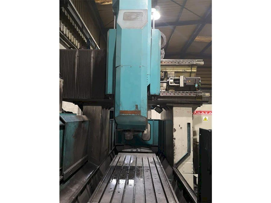 A ANAYAK P-2000  gép elölnézete