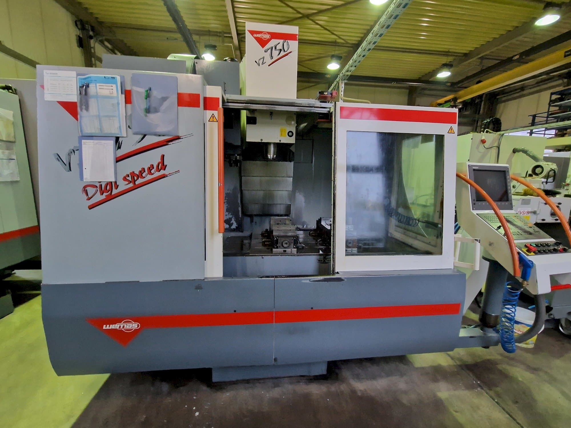 A WEMAS VZ 750  gép elölnézete