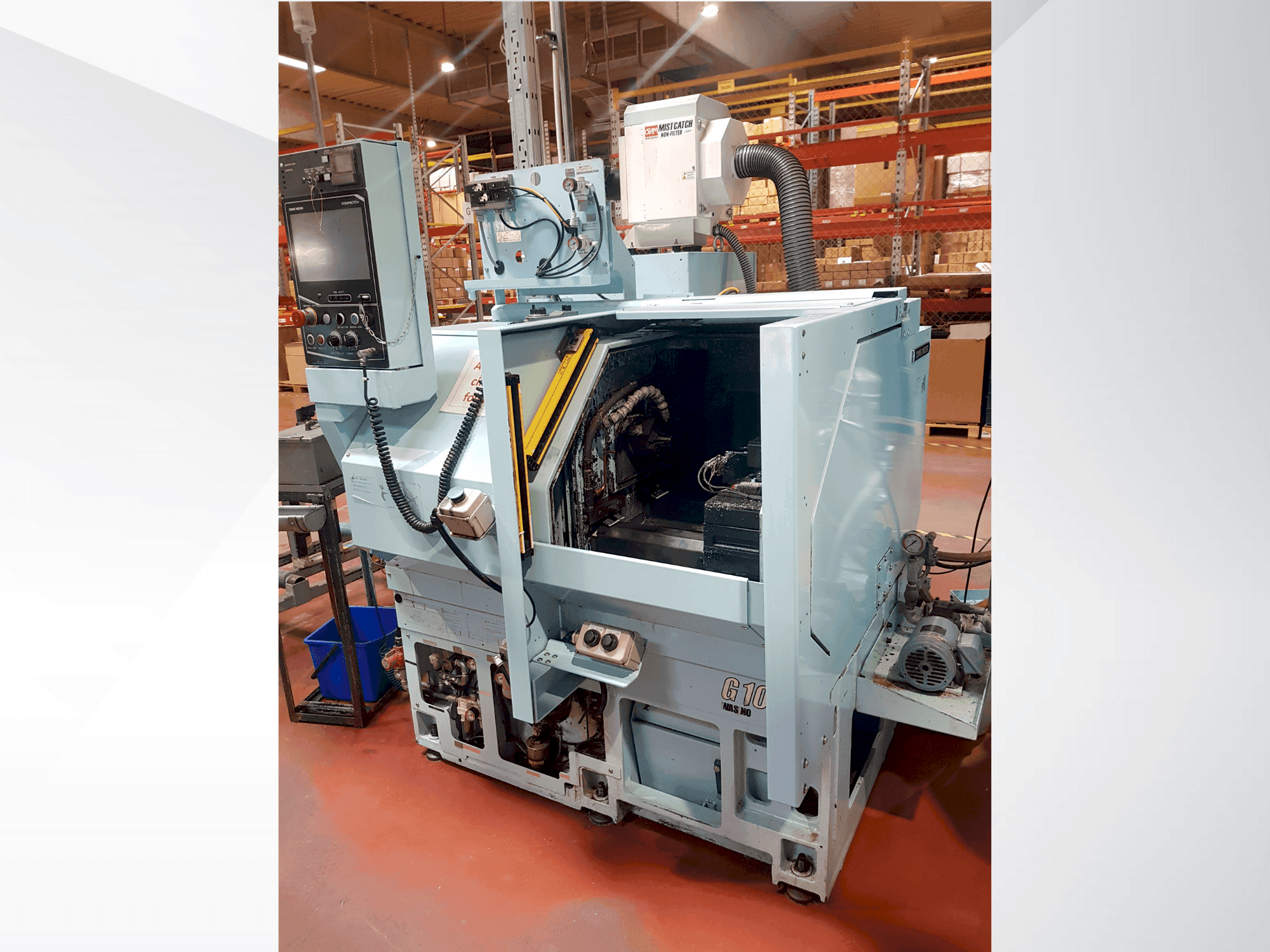 A DMG MORI WASINO G 100 | 300  gép elölnézete