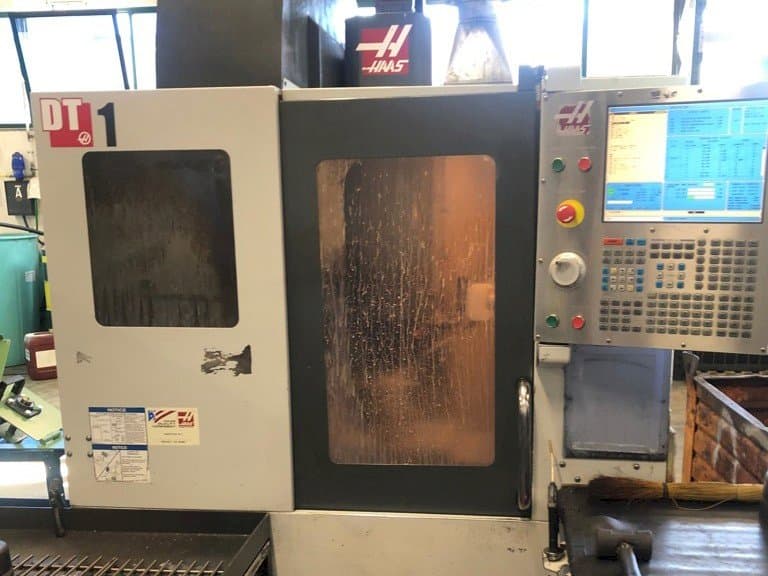 A HAAS DT1 gép elölnézete