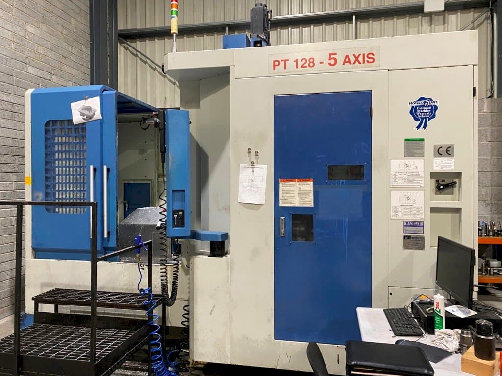 A DAH LIH PT128  gép elölnézete