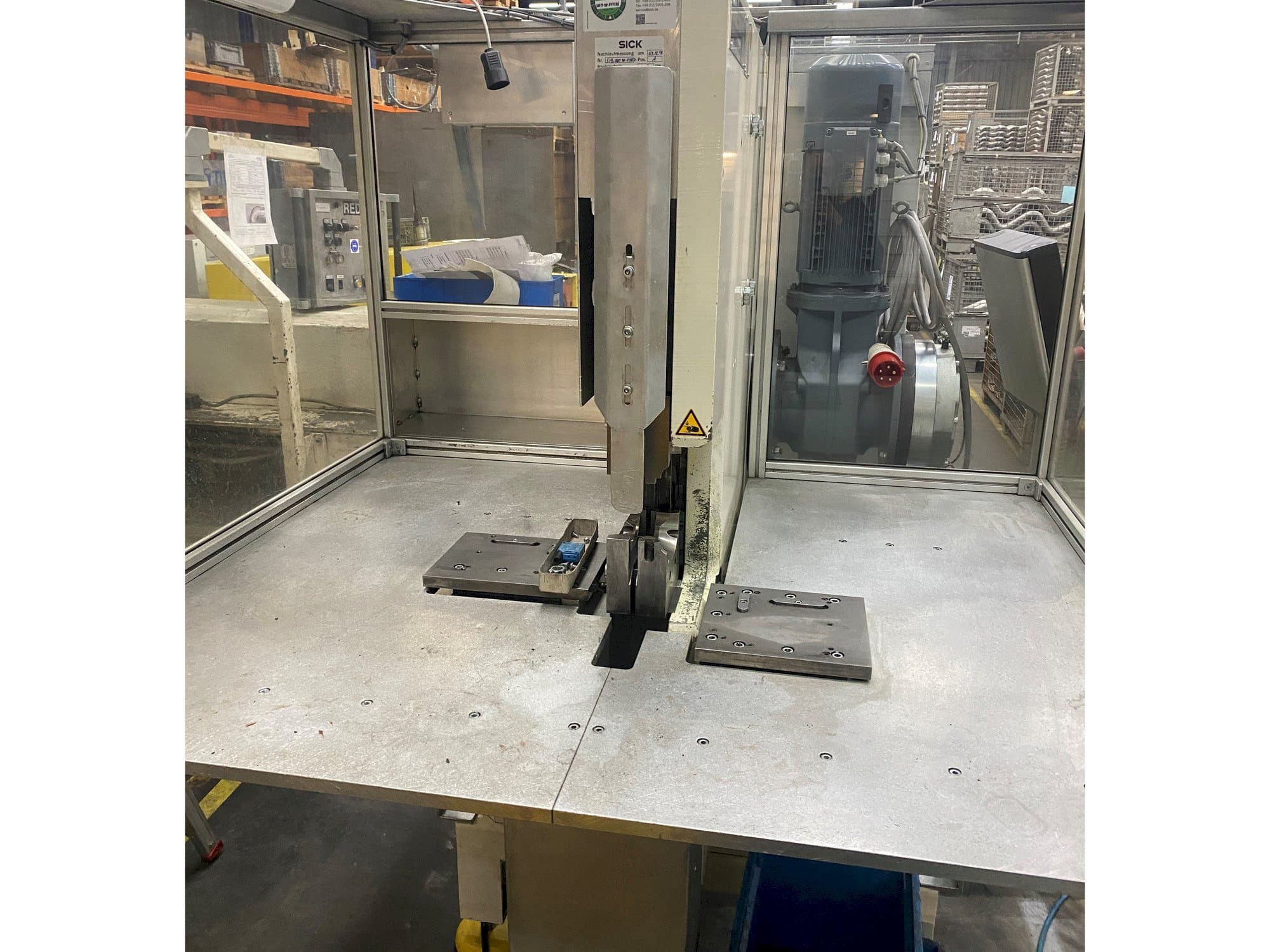 A Schmidt und Remmert EMT80-2-F01  gép elölnézete