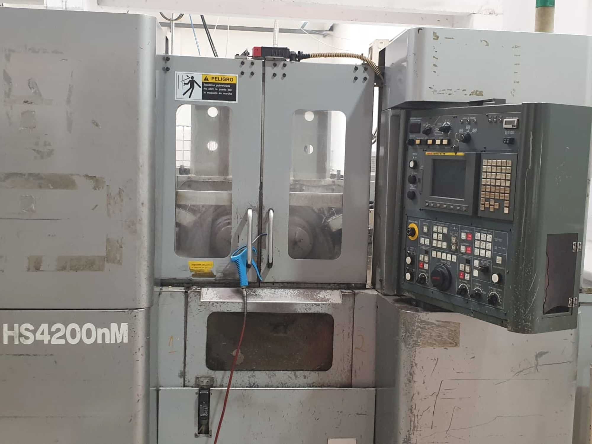 A KITAKO HS4200NM  gép elölnézete