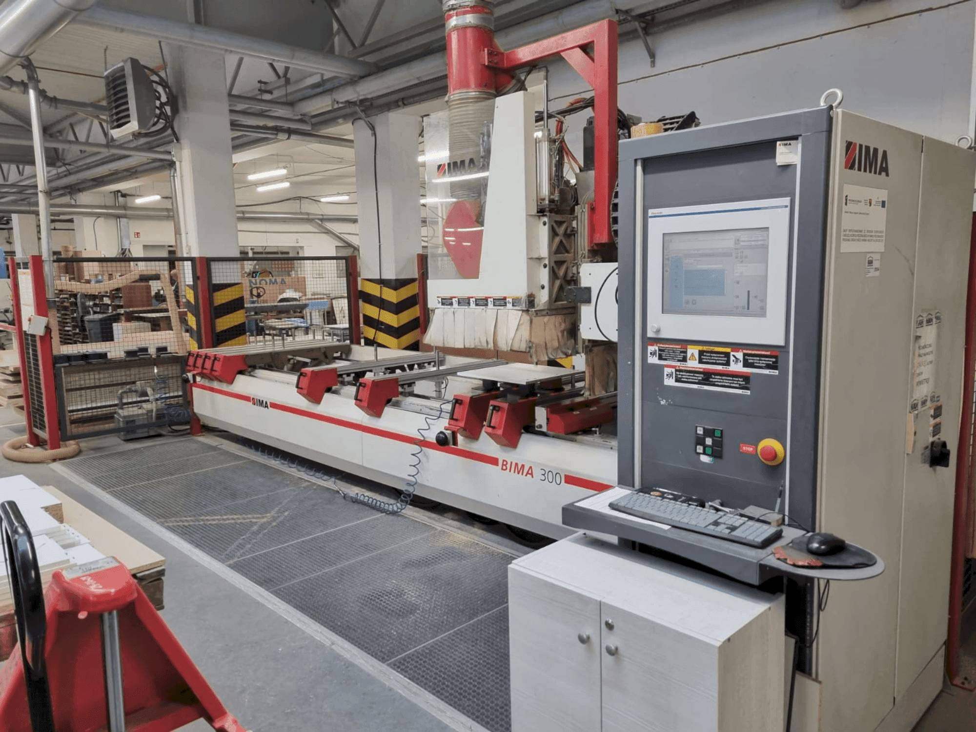 A IMA BIMA 300  gép elölnézete