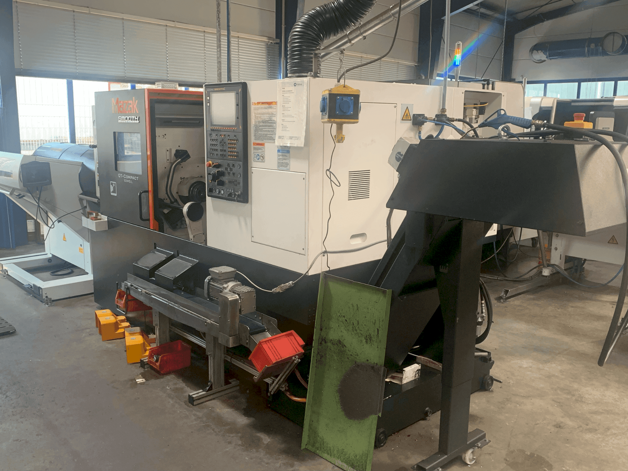 A Mazak QTC 100 MSL  gép elölnézete