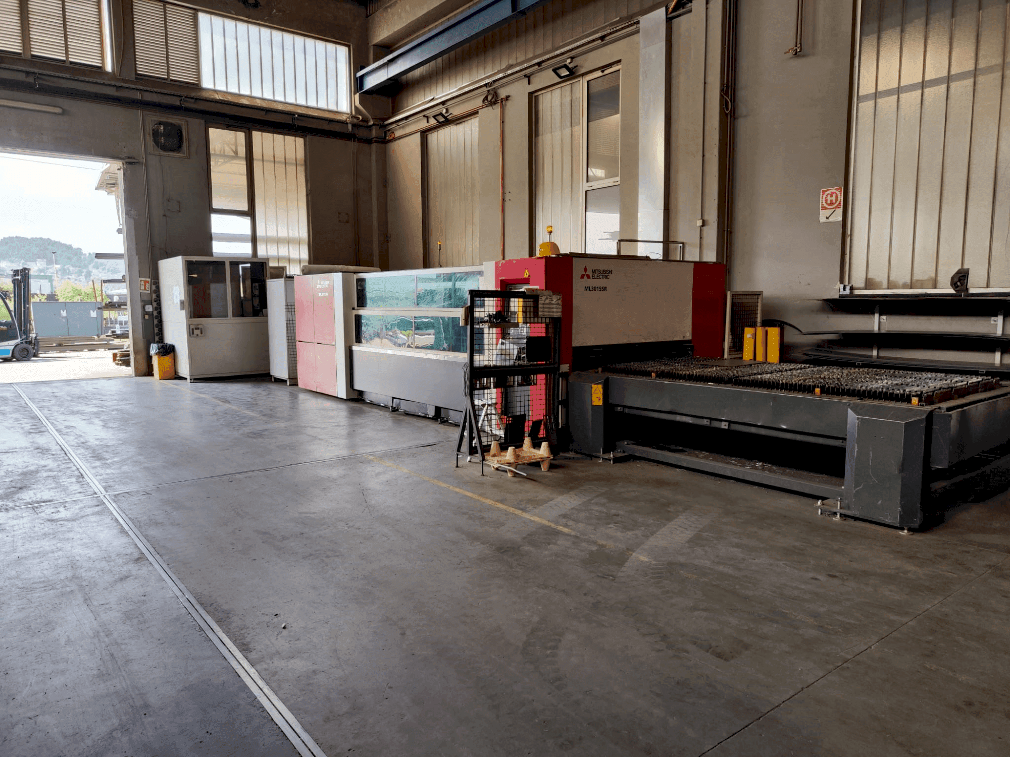 A Mitsubishi ML 3015 SR  gép elölnézete