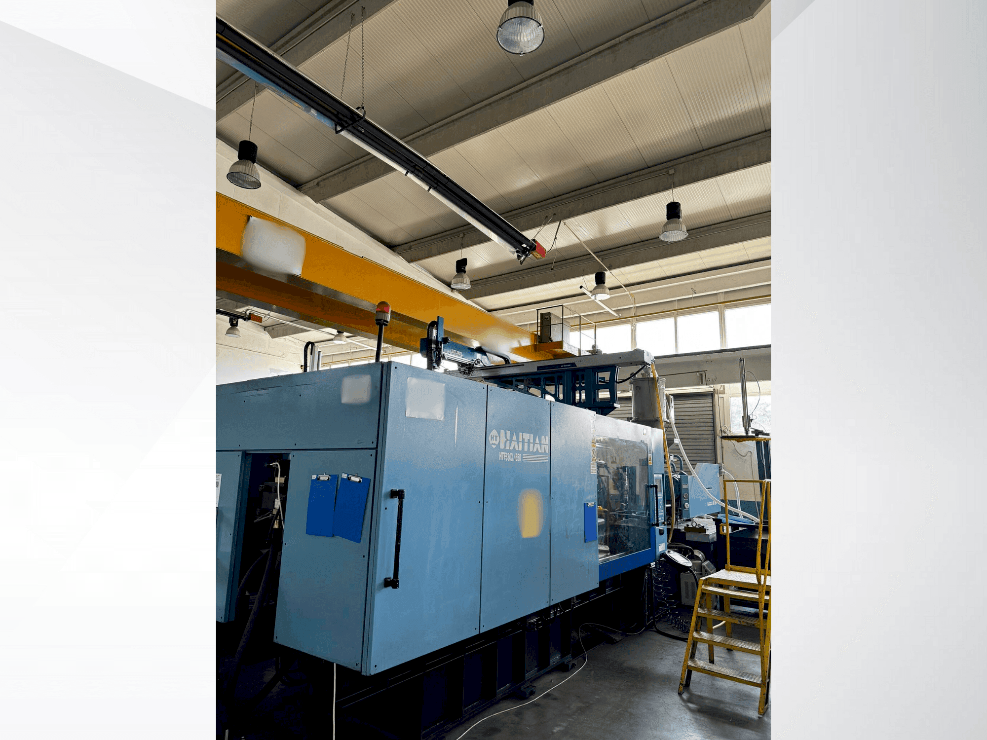 A HAITIAN 530/650  gép elölnézete