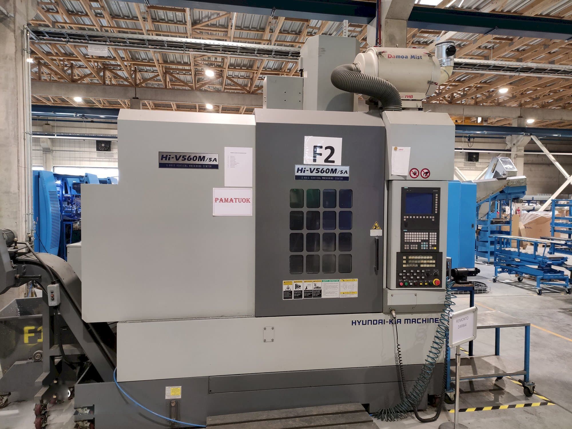 A Hyundai Kia Hi-V560M/5A  gép elölnézete