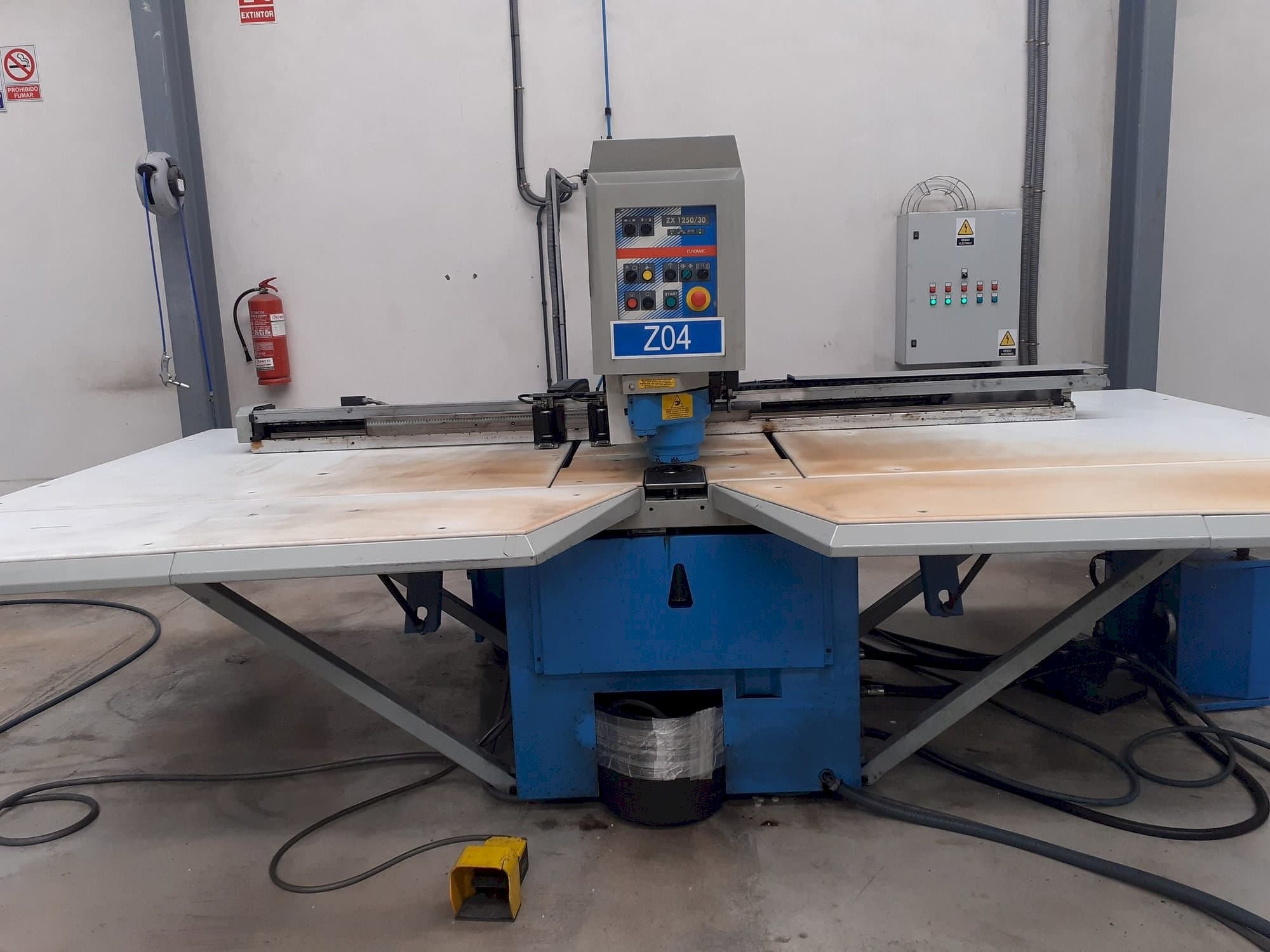 A Euromac ZX125-30  gép elölnézete