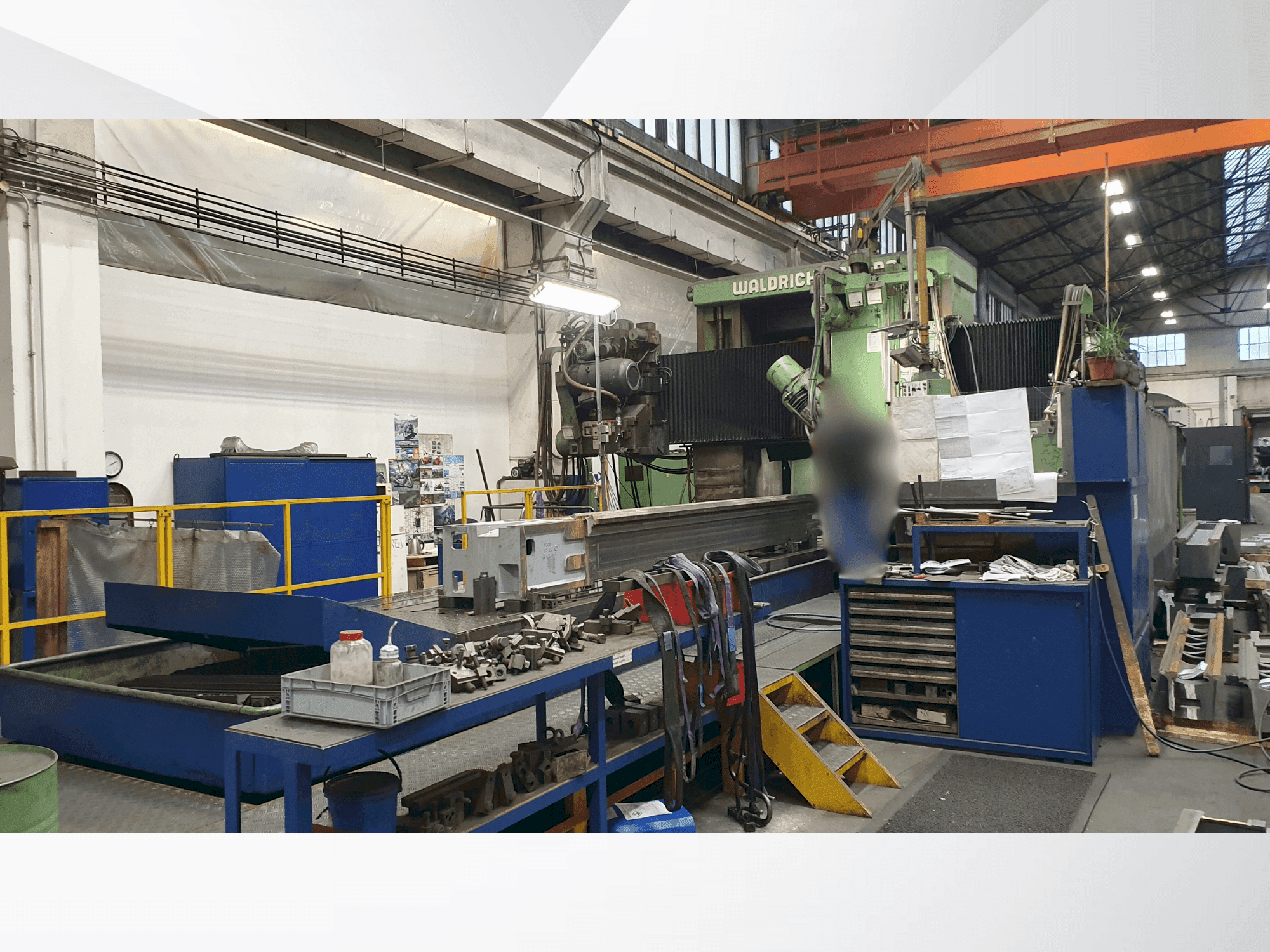 A WALDRICH COBURG 30-15 S 3030  gép elölnézete