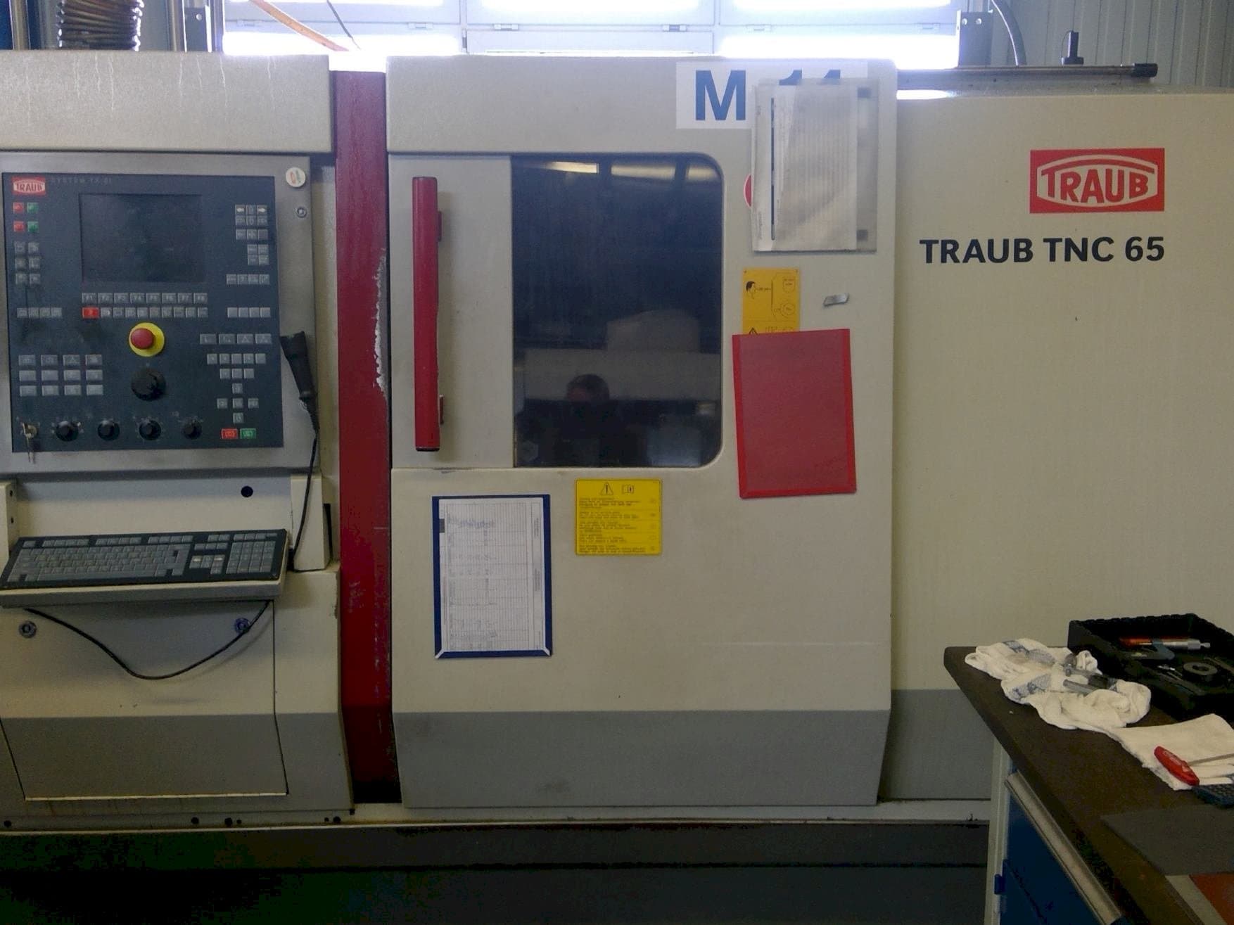 A TRAUB TNC 42/65  gép elölnézete