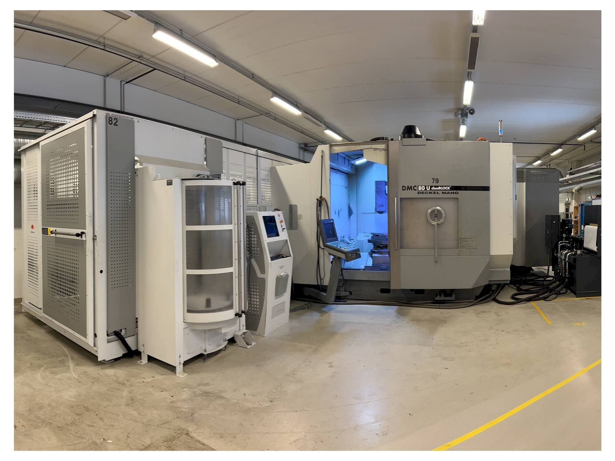 A DMG DMC 80 U duoBLOCK  gép elölnézete