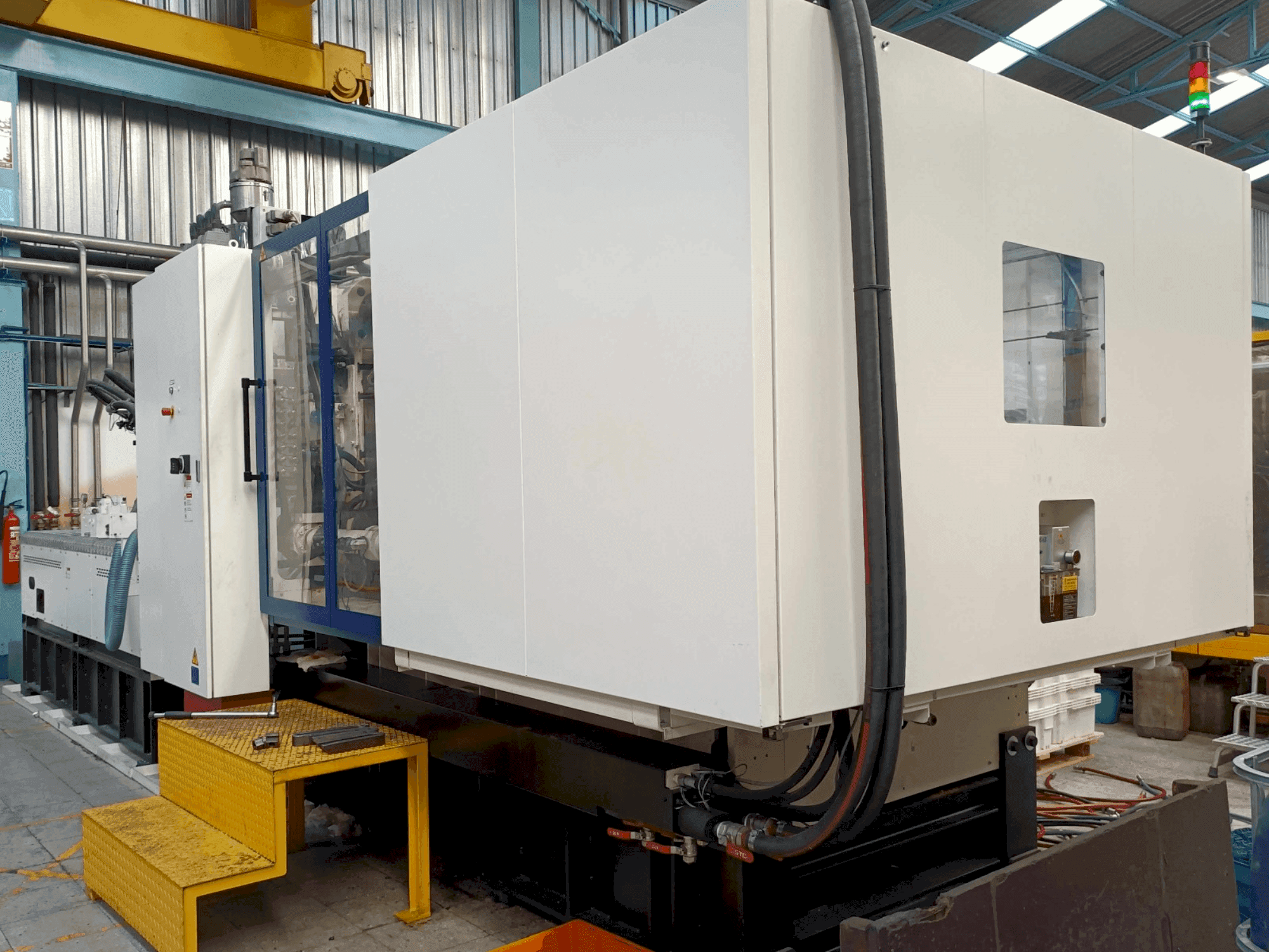 A HAITIAN JU650II  gép elölnézete