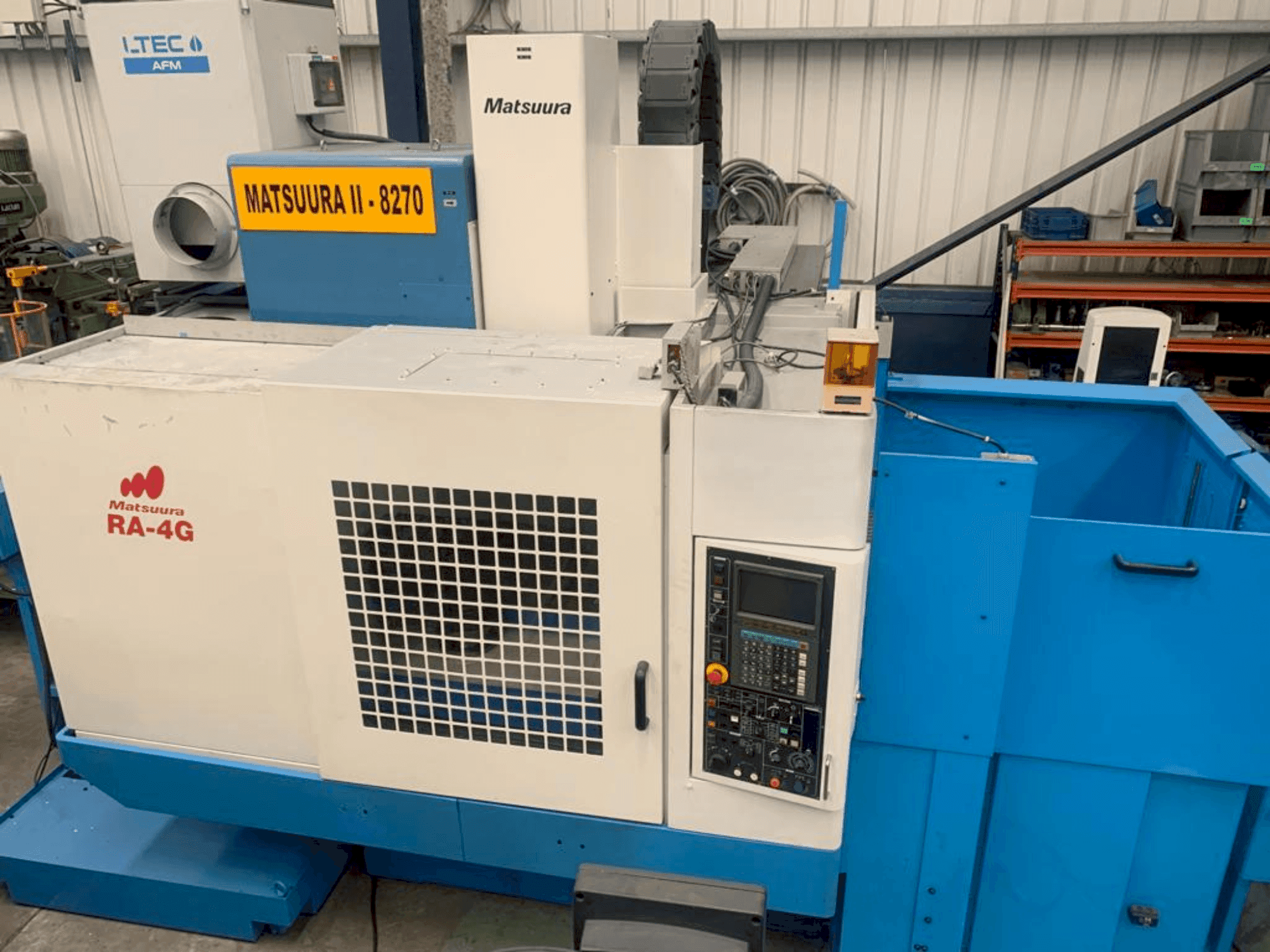 A Matsuura RA-4G  gép elölnézete