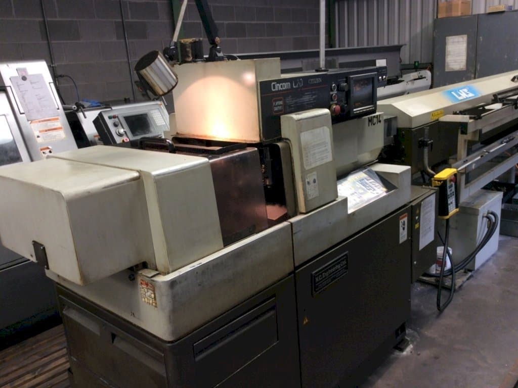 A Citizen Cincom L320  gép elölnézete