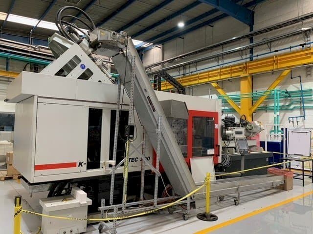 A Ferromatik K-TEC 200-1000/2F  gép elölnézete