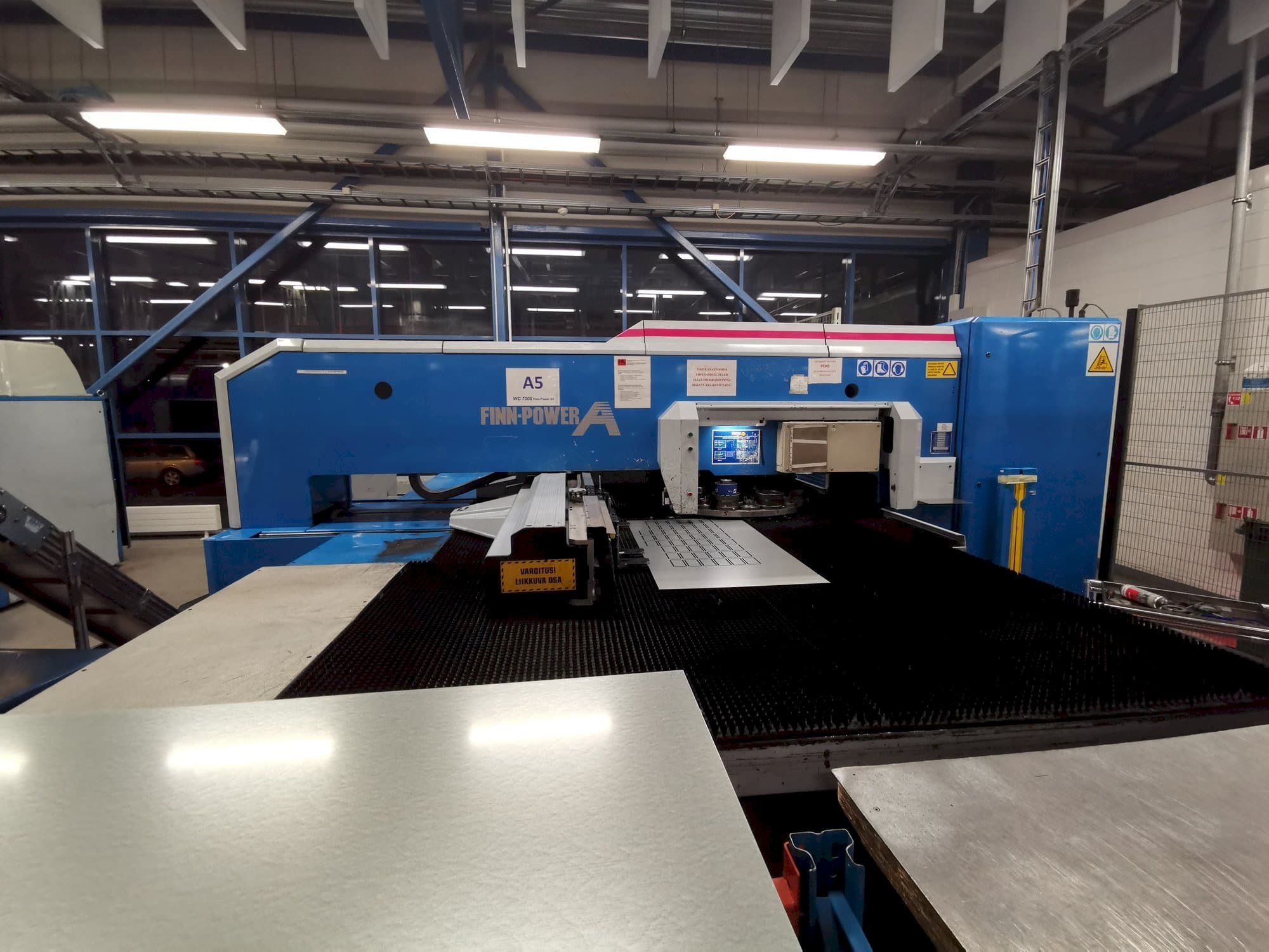 A Finn-Power A5-20SB  gép elölnézete