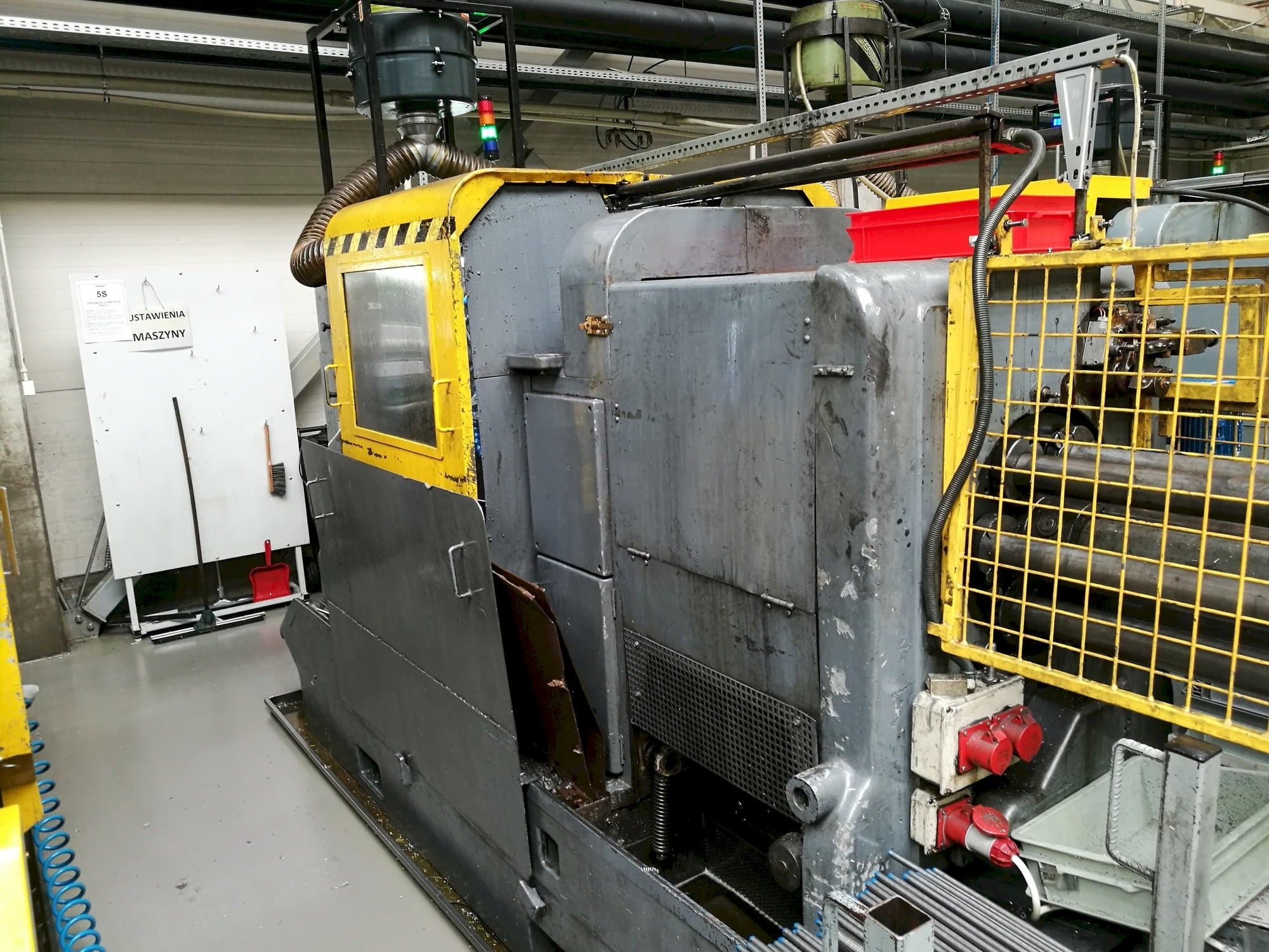 A Wickman 1  3/8"-6  gép elölnézete