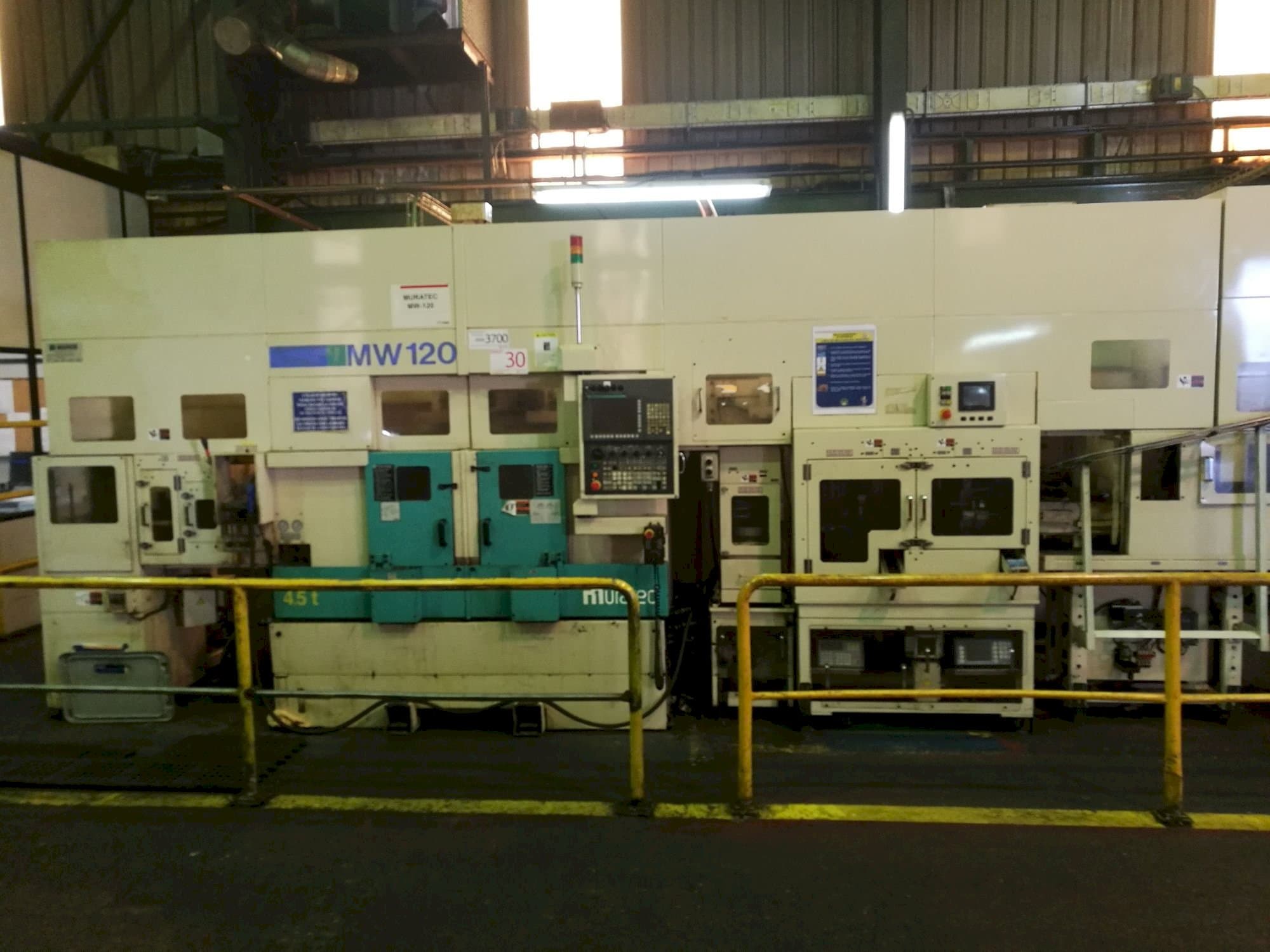 A Muratec MW120  gép elölnézete