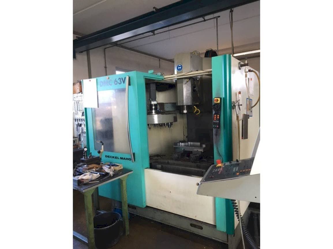 A DMC DMC 63V  gép elölnézete