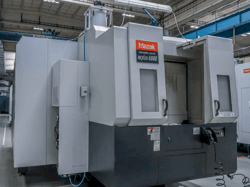 A Mazak NEXUS HCN 6000  gép elölnézete
