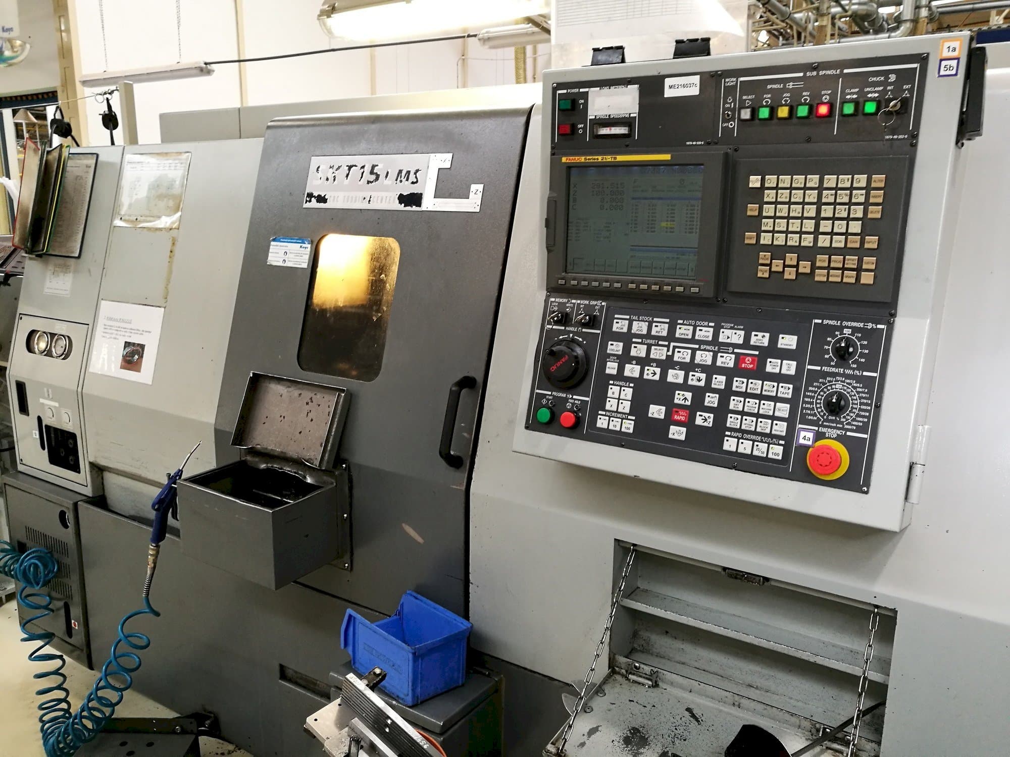 A Hyundai Kia SKT 15 LMS  gép elölnézete