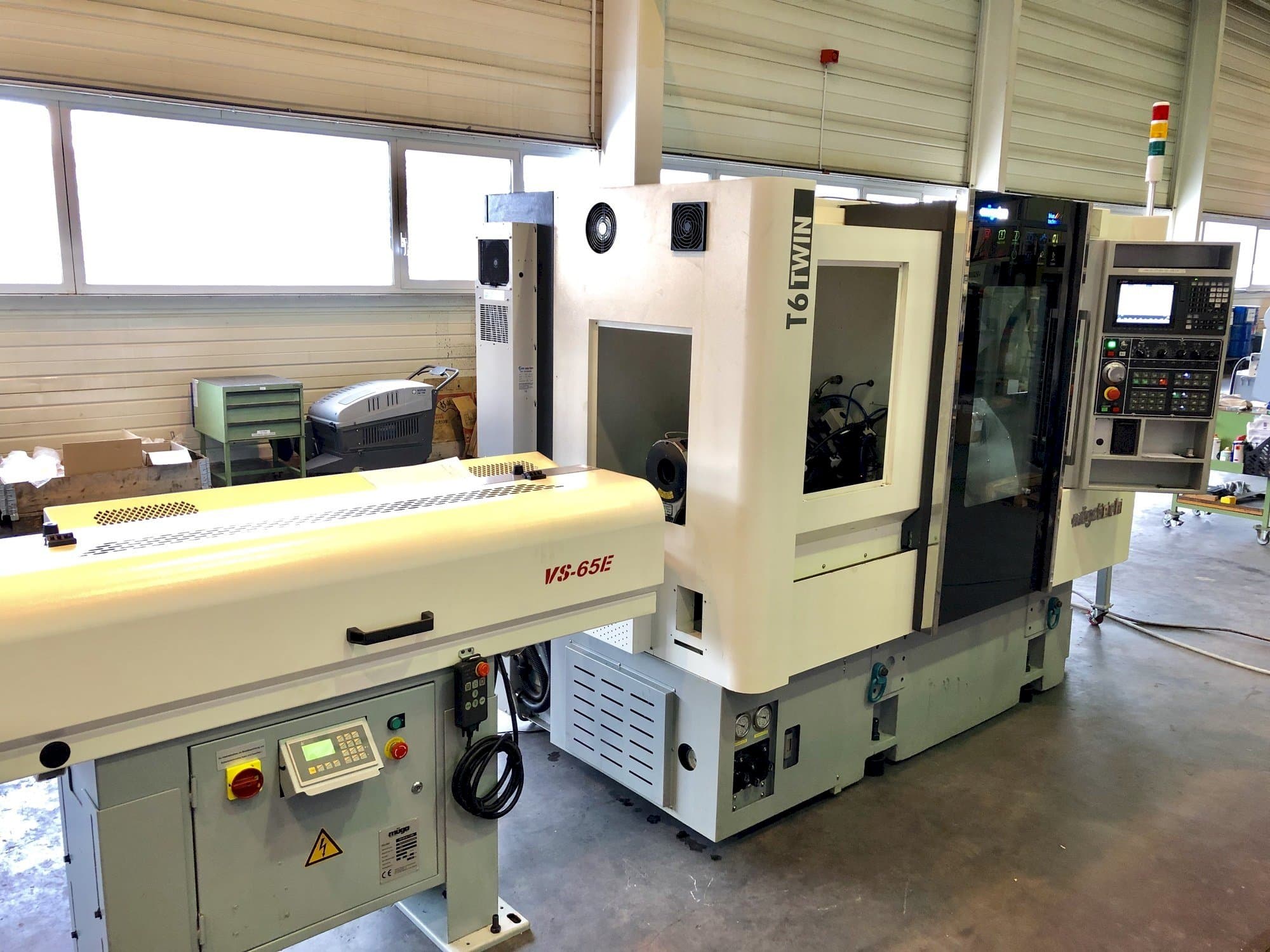 A Müga T6 Twin 60  gép elölnézete