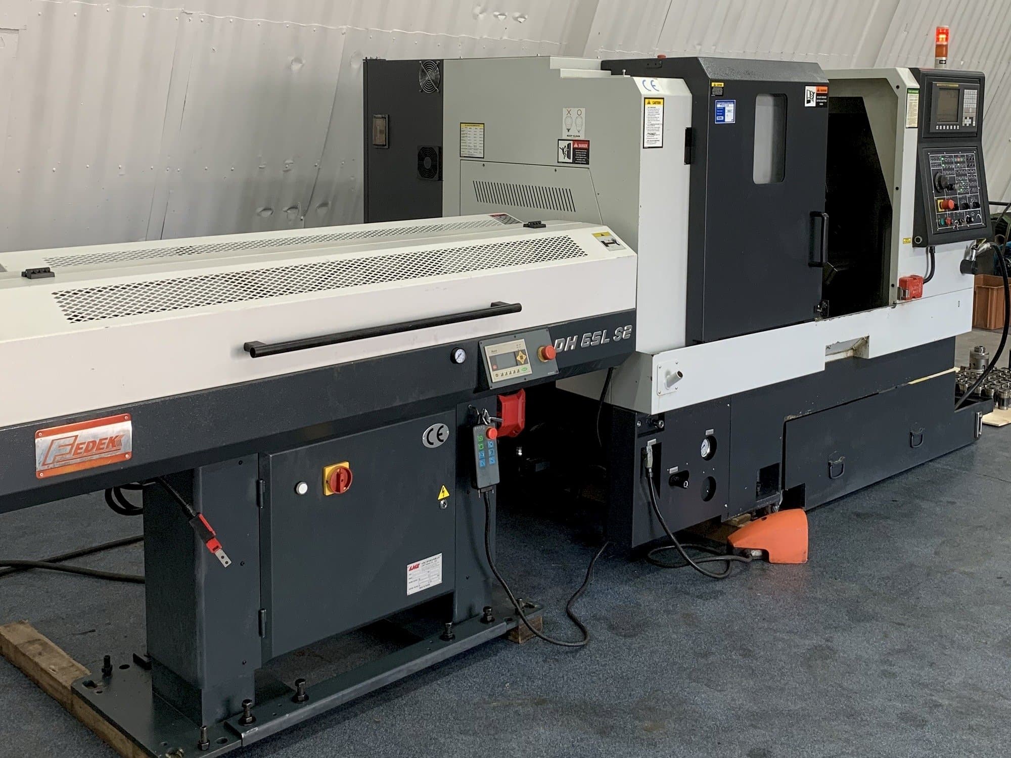 A Leadwell T-6  gép elölnézete