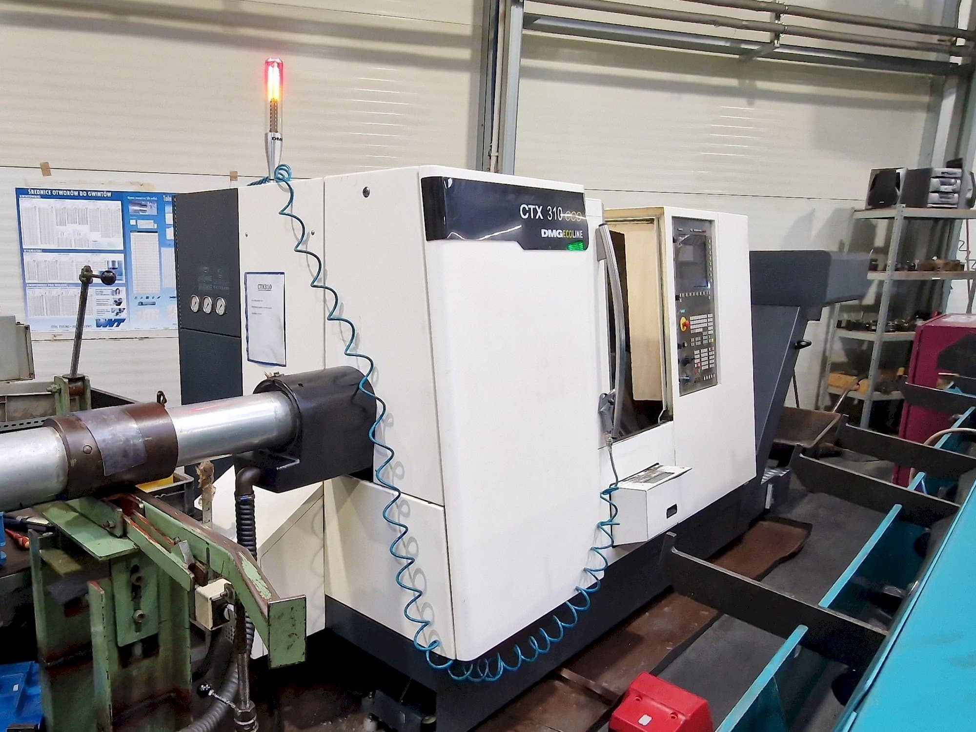 A DMG CTX 310 ecoline  gép oldalnézete