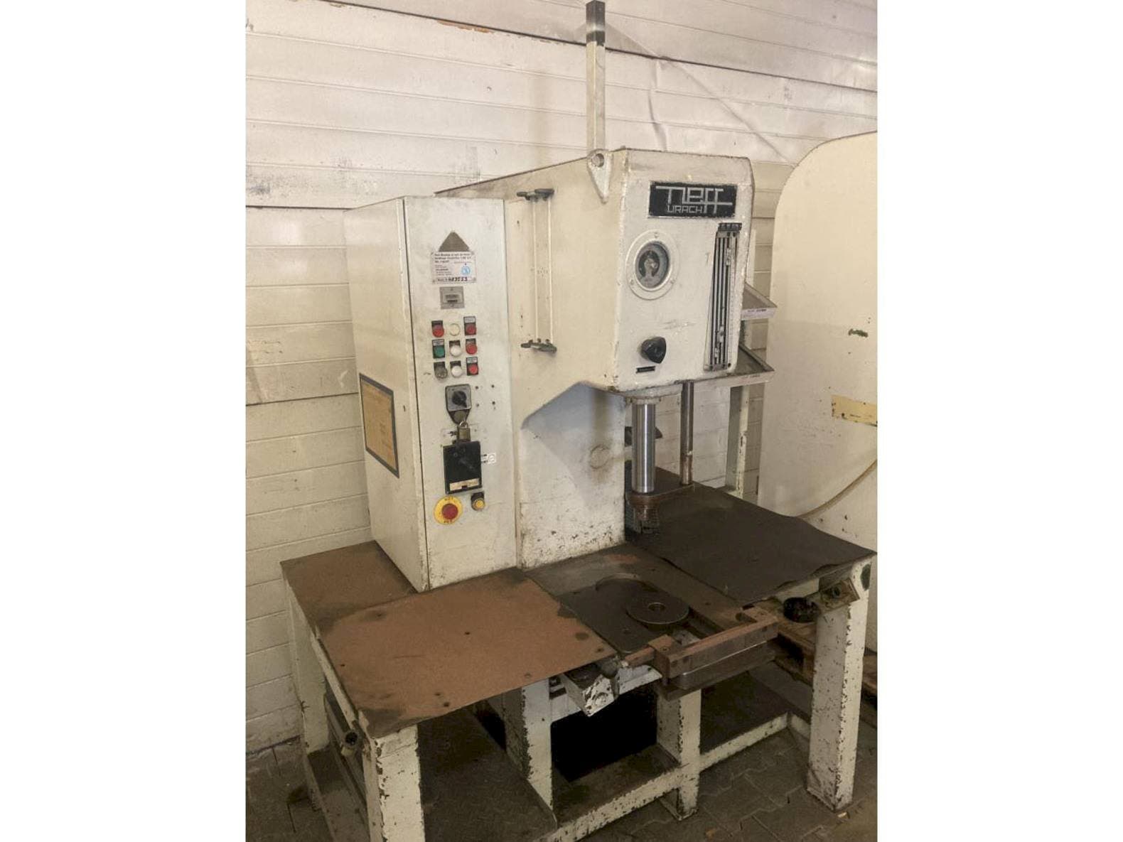 A Walter NEFF T6.3  gép elölnézete