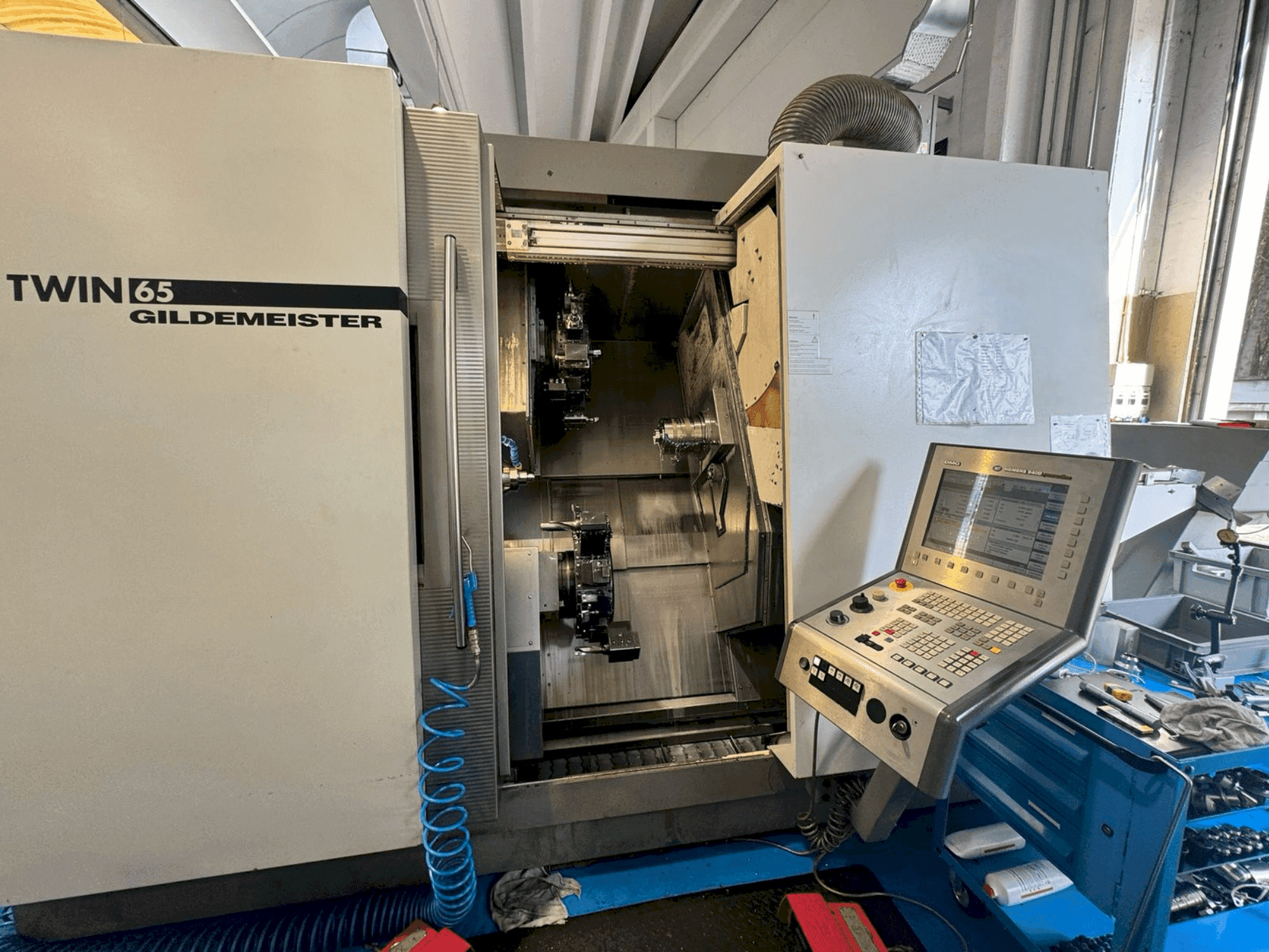 A Gildemeister Twin 65  gép elölnézete