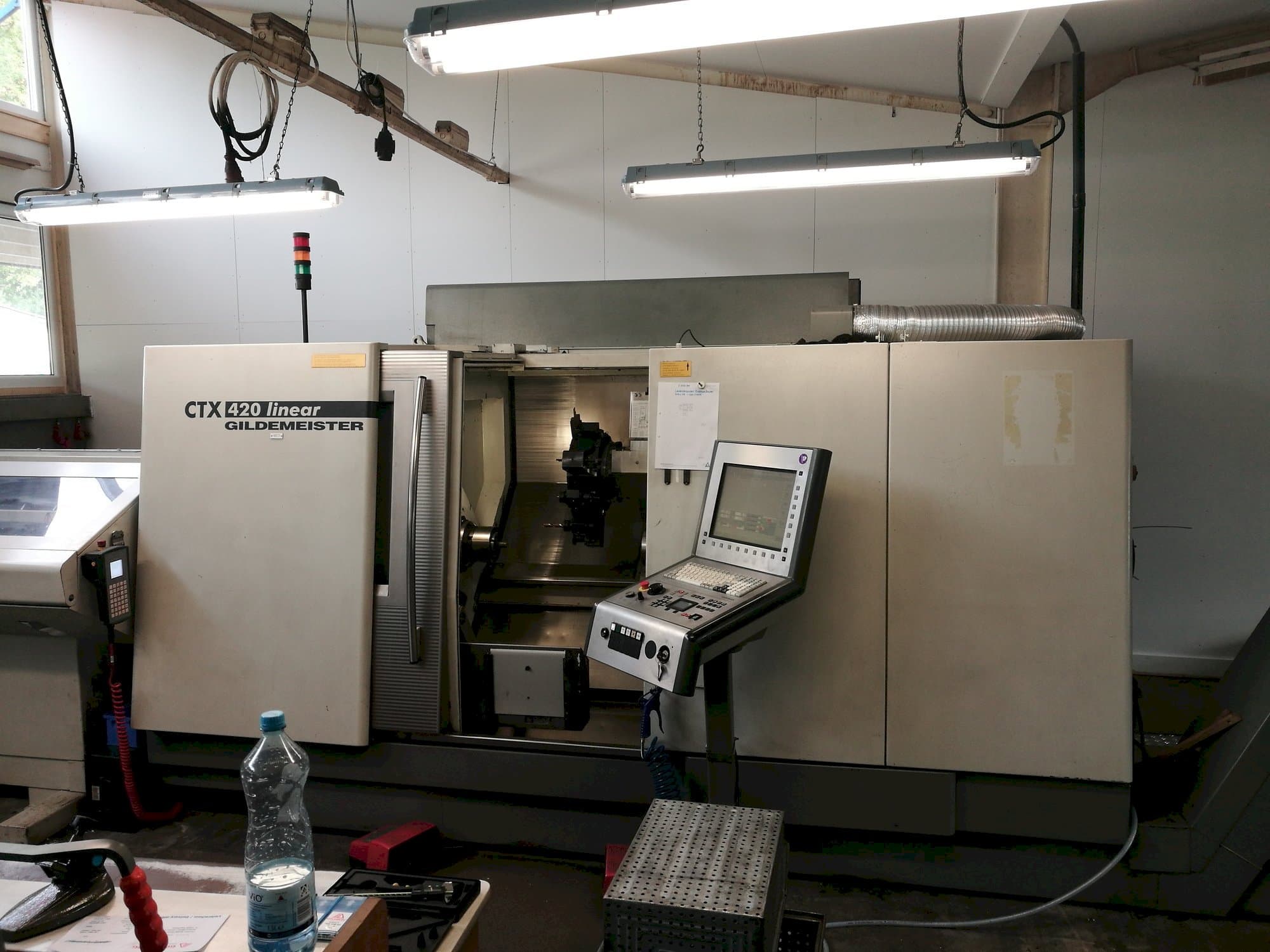 A Gildemeister CTX 420 linear  gép elölnézete