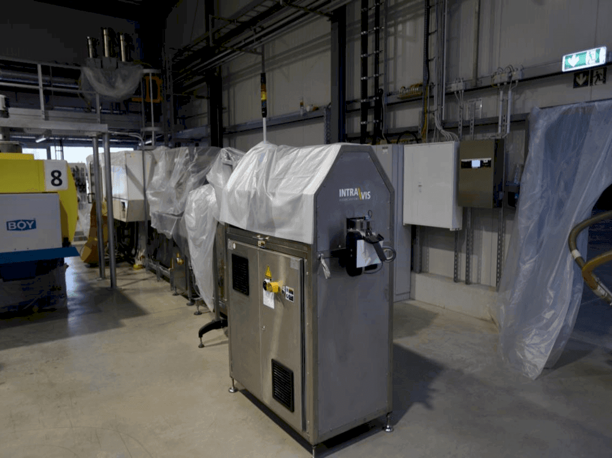 A INTRAVIS Capwatcher 6432  gép elölnézete