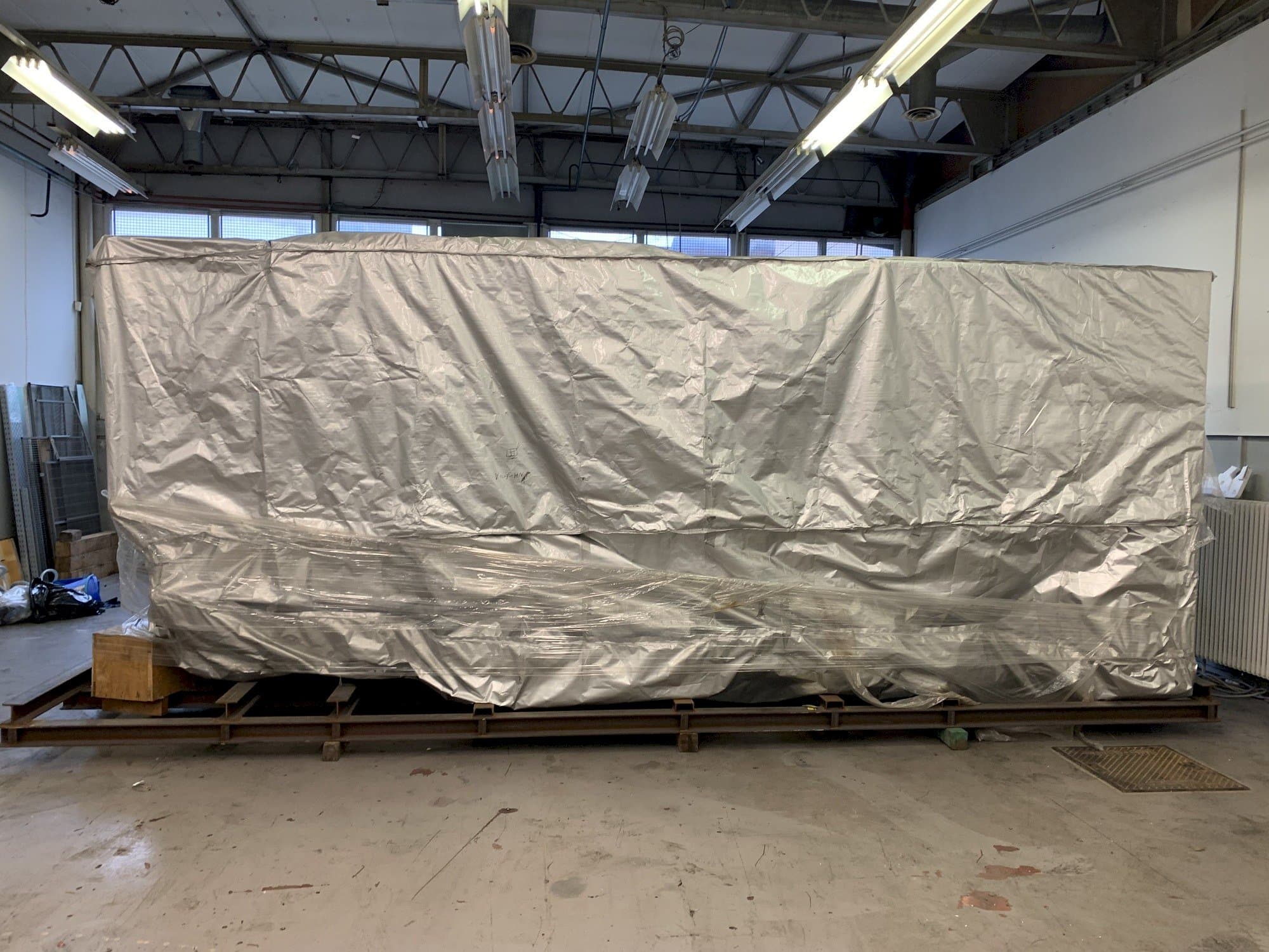 A YCM NH 500A  gép elölnézete