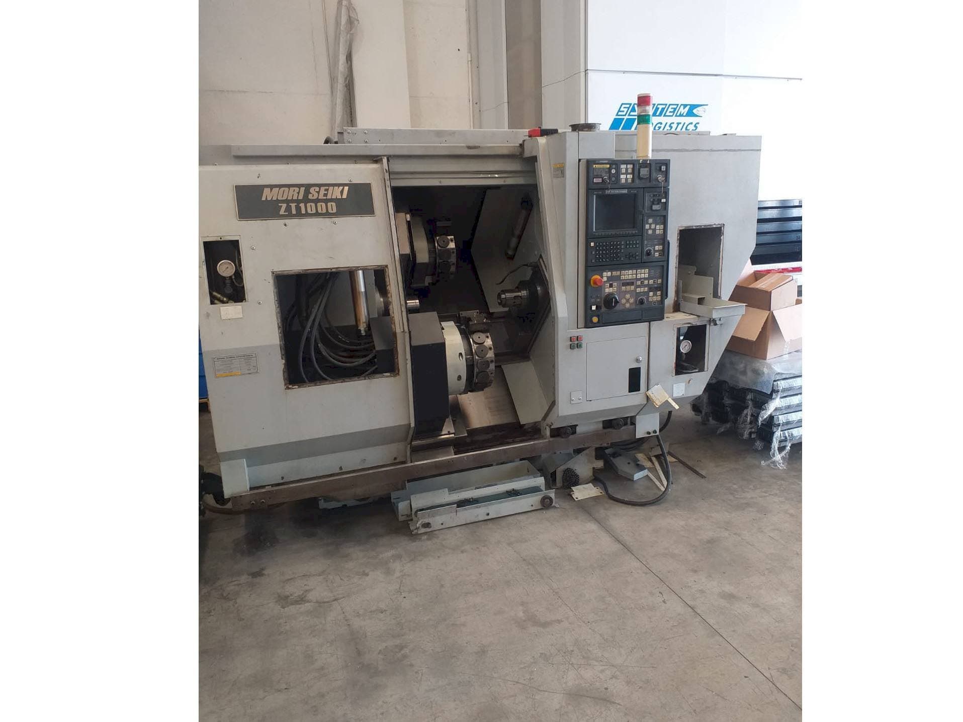 A MORI SEIKI ZT 1000  gép elölnézete