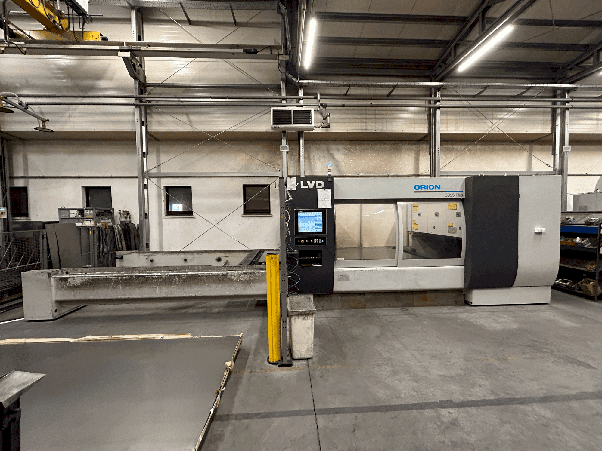 A LVD Orion 3015 Plus  gép elölnézete