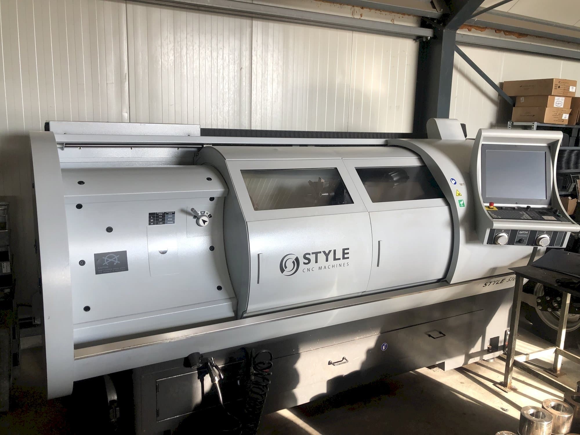 A STYLE 510  gép elölnézete