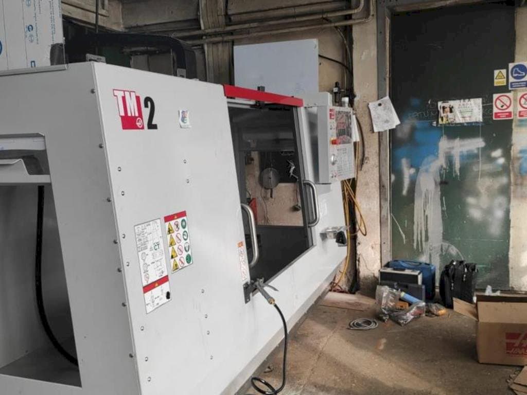 A HAAS TM 2  gép elölnézete
