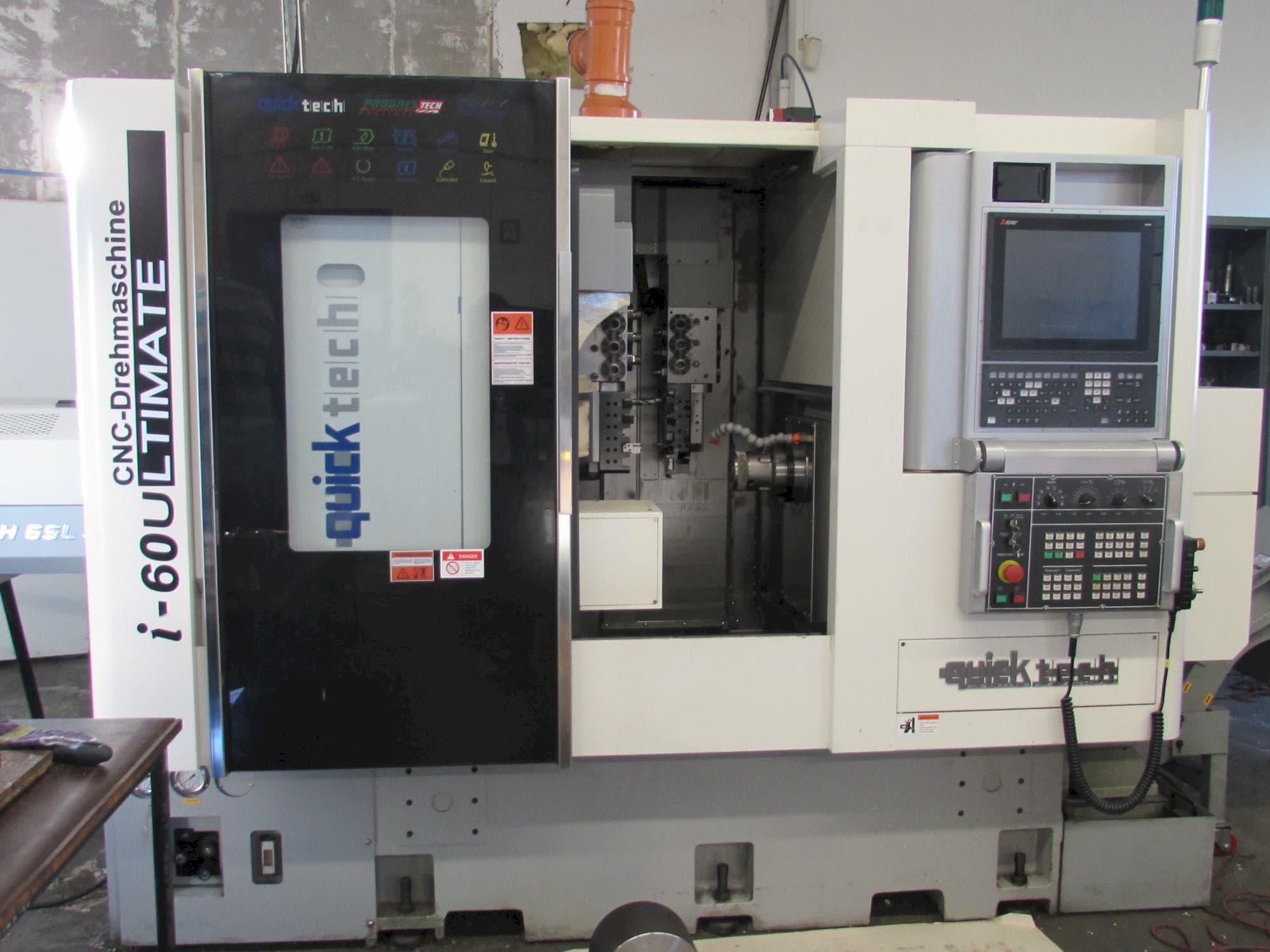 A Quick-Tech I-60U  gép elölnézete