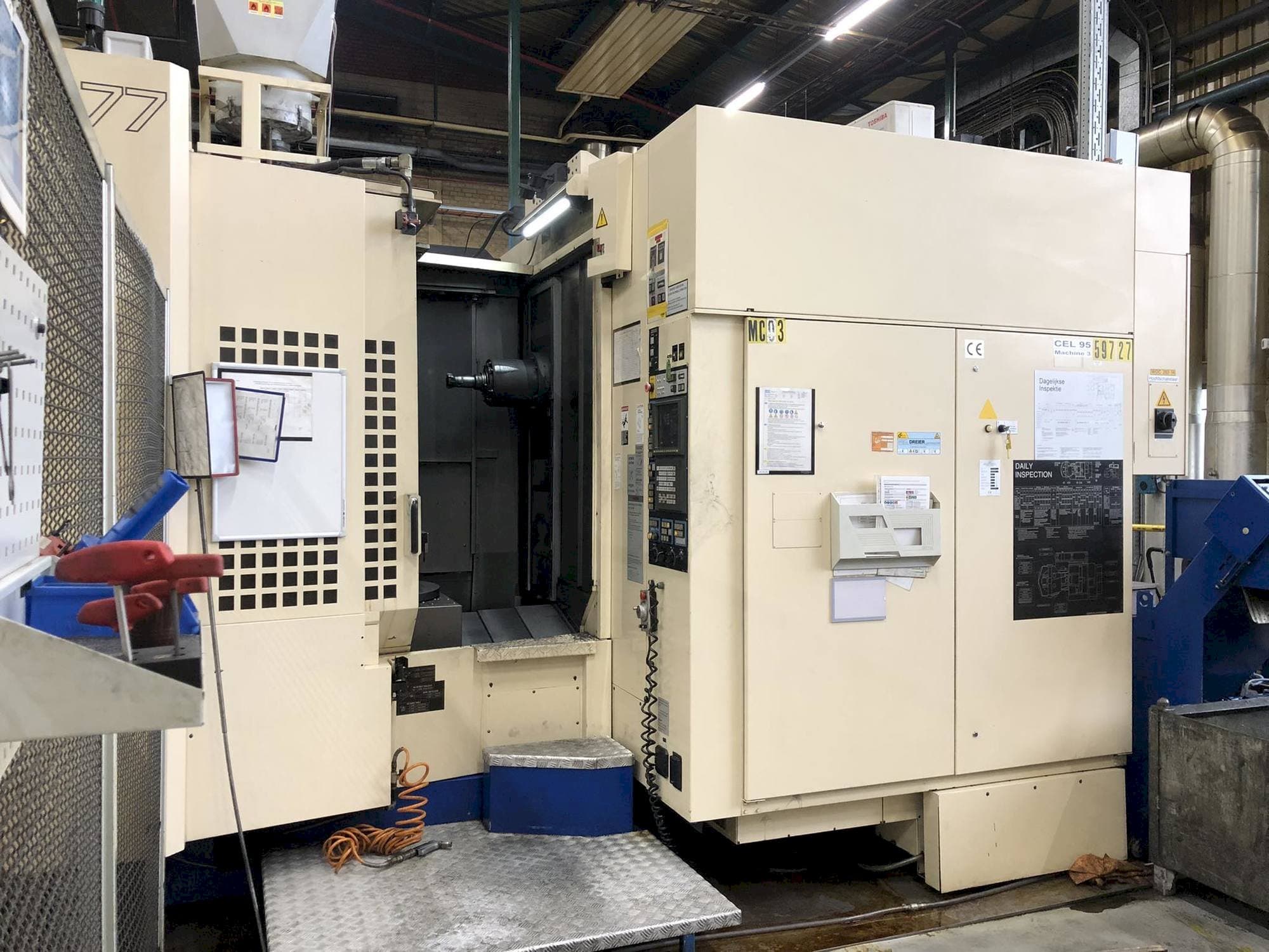 A Makino A77  gép elölnézete
