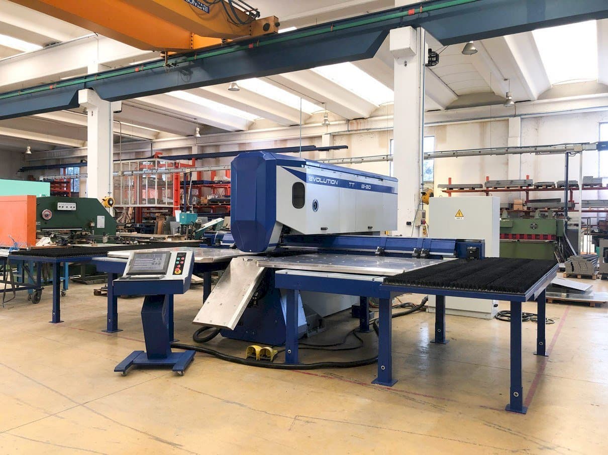 A TECHNOLOGY EVOLUTION TT  gép elölnézete